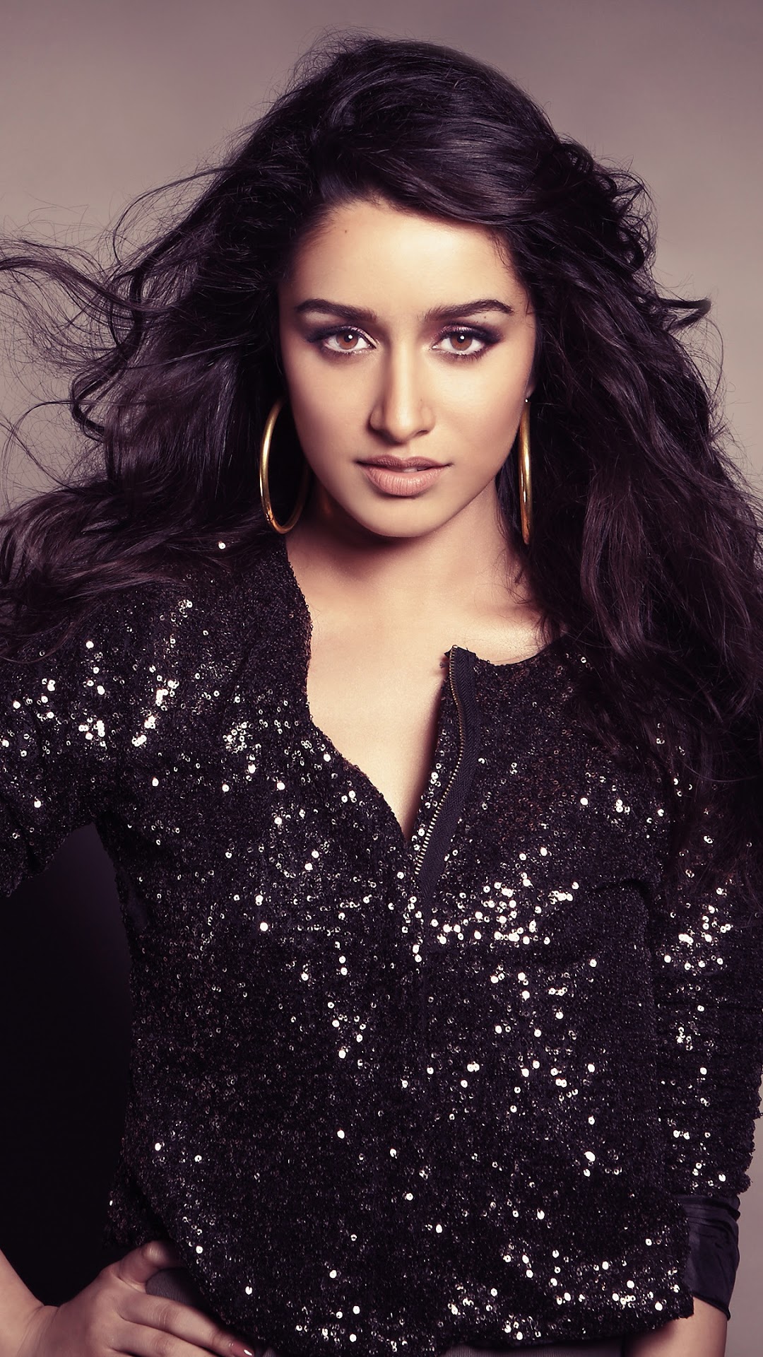 Shraddha Kapoor in a black sequined top HD Phone Wallpaper