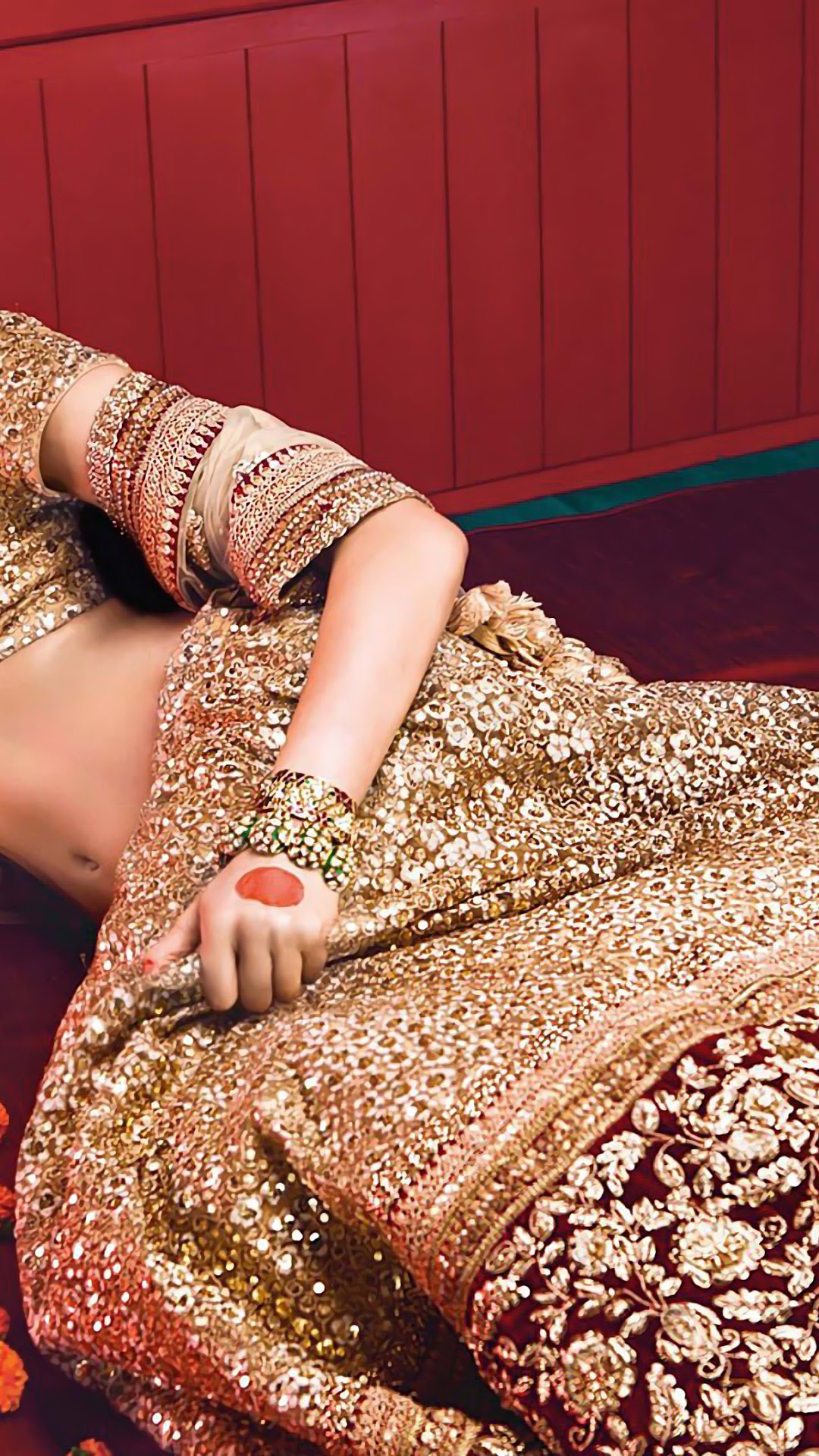 Deepika Padukone in ornate golden lehenga HD Phone Wallpaper