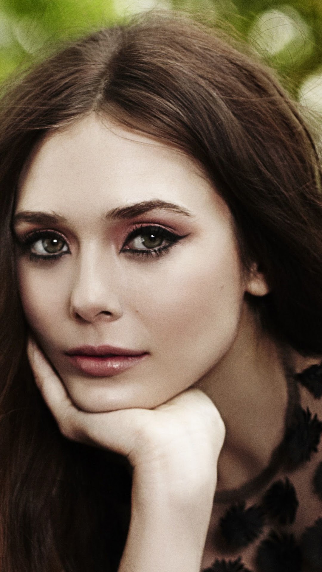 Elizabeth Olsen portrait HD Phone Wallpaper