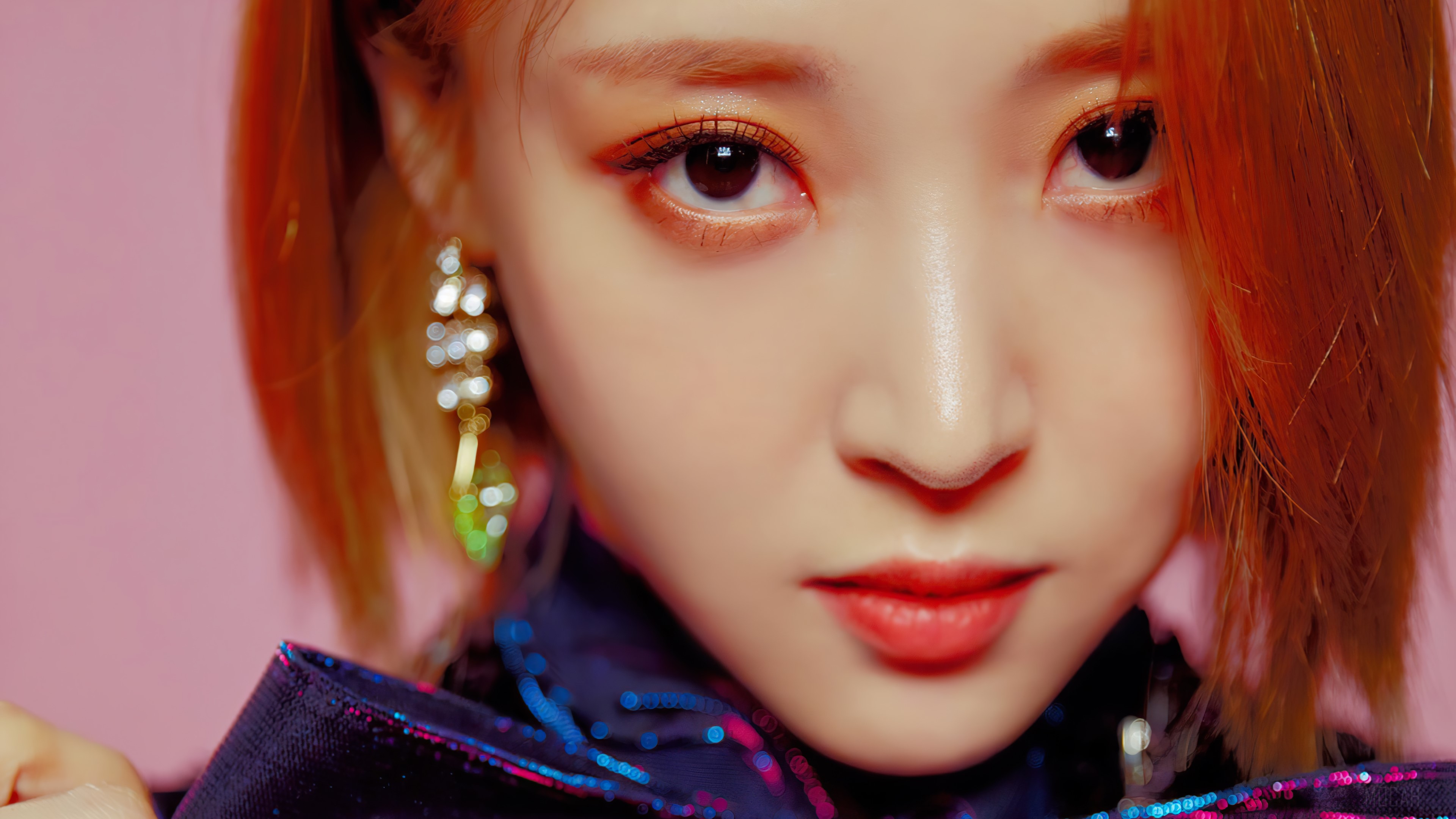 Moonbyul Close-Up Portrait in Vibrant Colors 4K HD Wallpaper