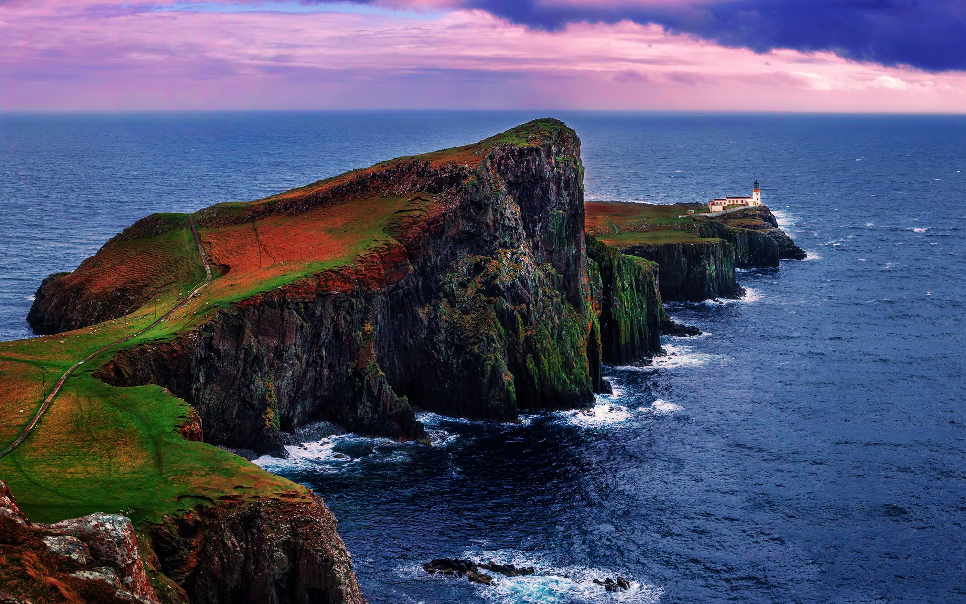 Neist Point Lighthouse on Skye, Scotland HD Wallpaper