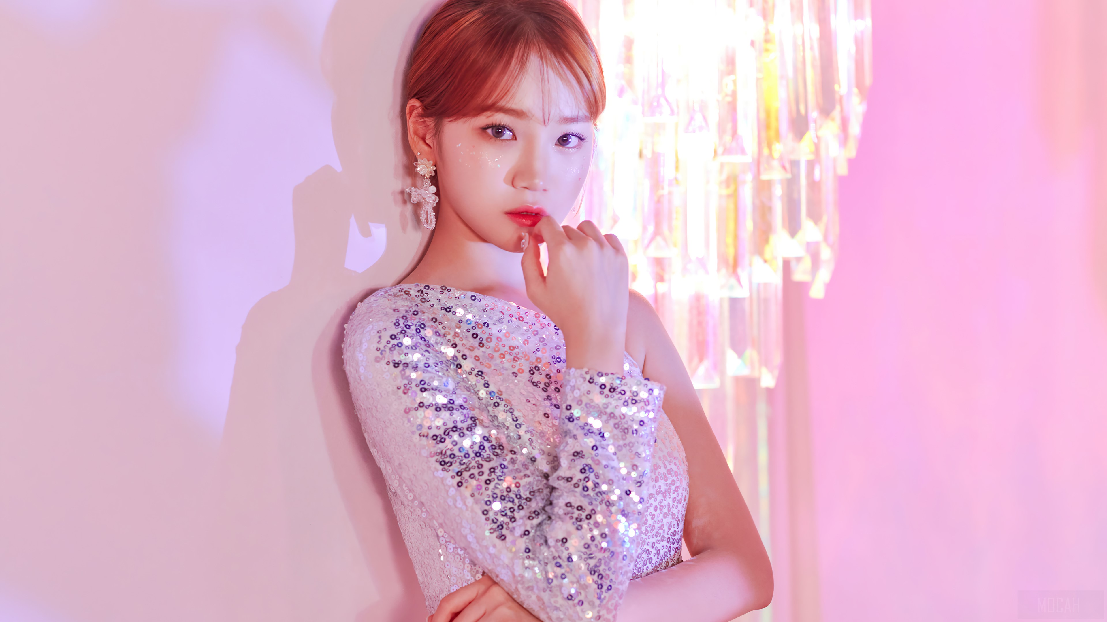 Kim Chaewon from IZONE in a sequined dress HD Wallpaper