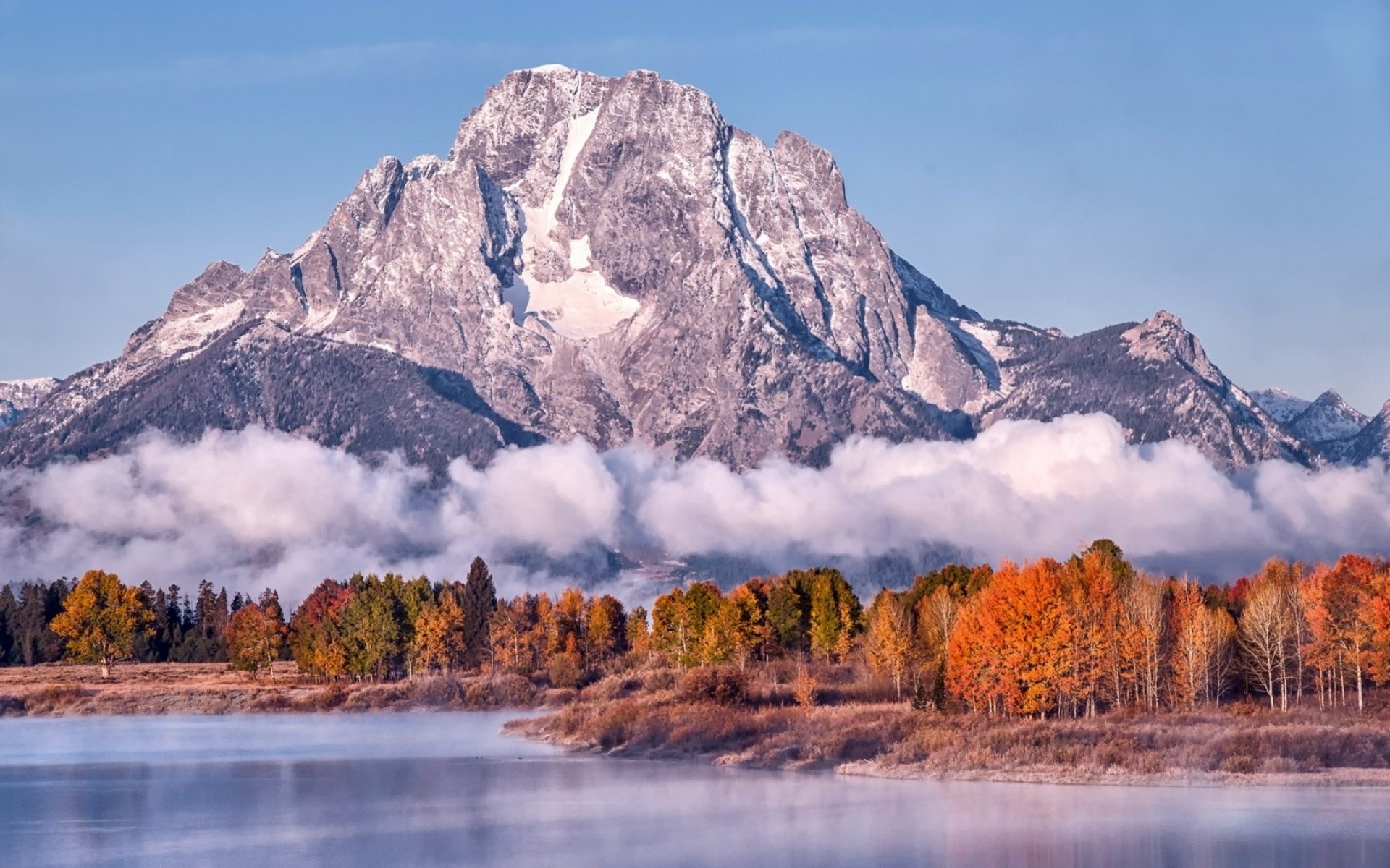 Mountaintop with autumn trees and misty lake HD Wallpaper