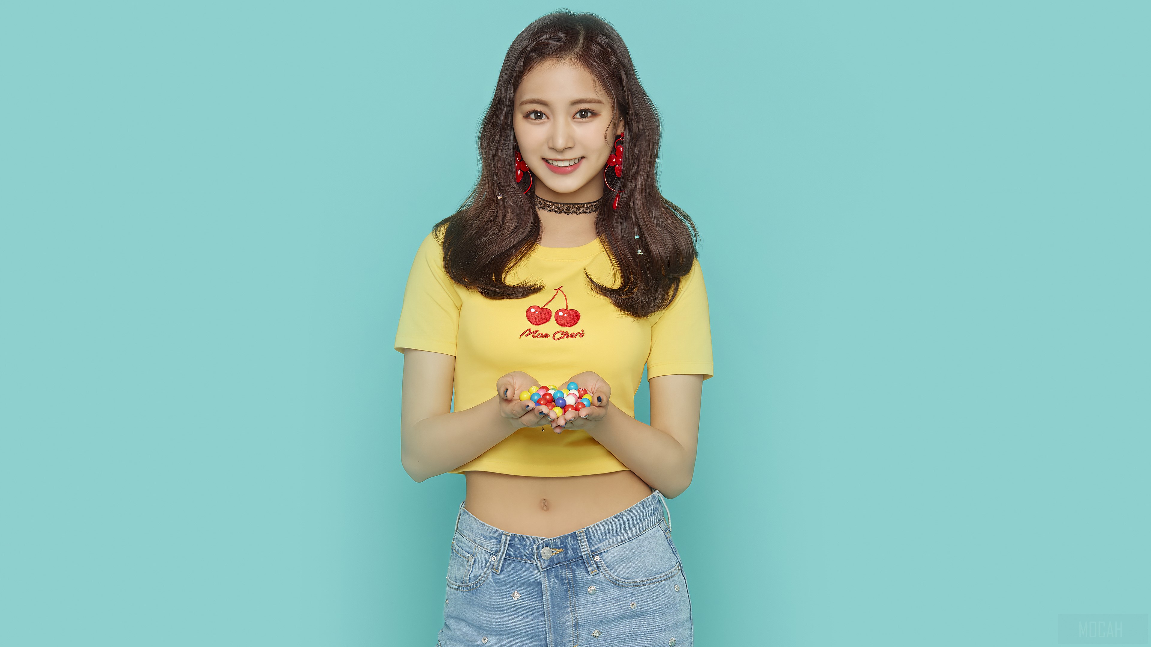 Tzuyu from TWICE in Yellow Crop Top 4K HD Wallpaper