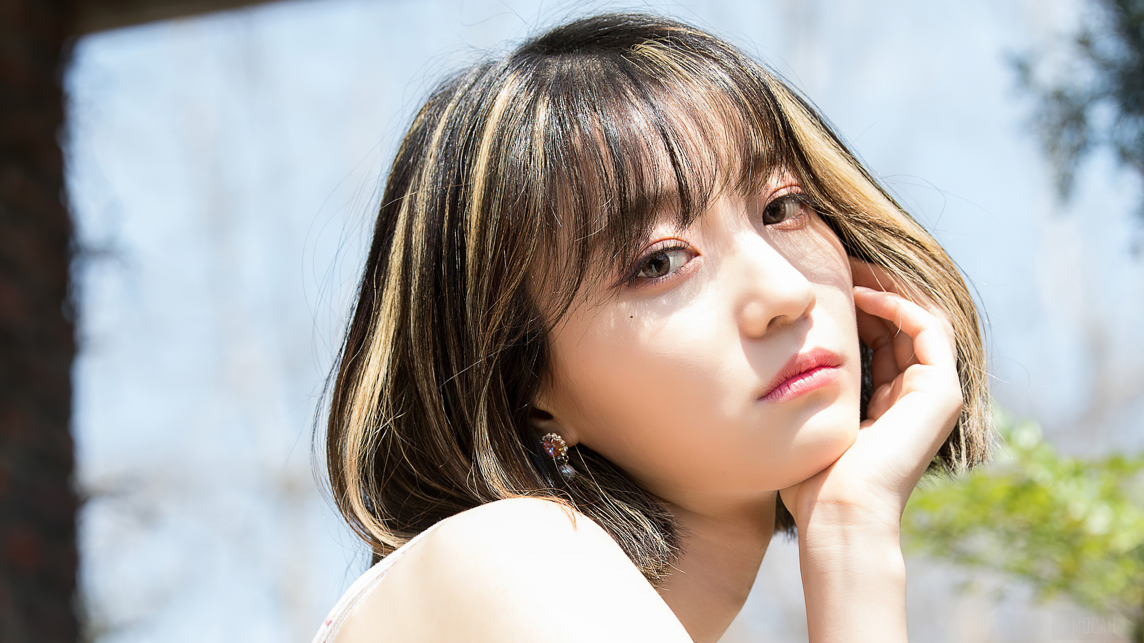 Binnie from Oh My Girl in Nonstop 4K HD Wallpaper