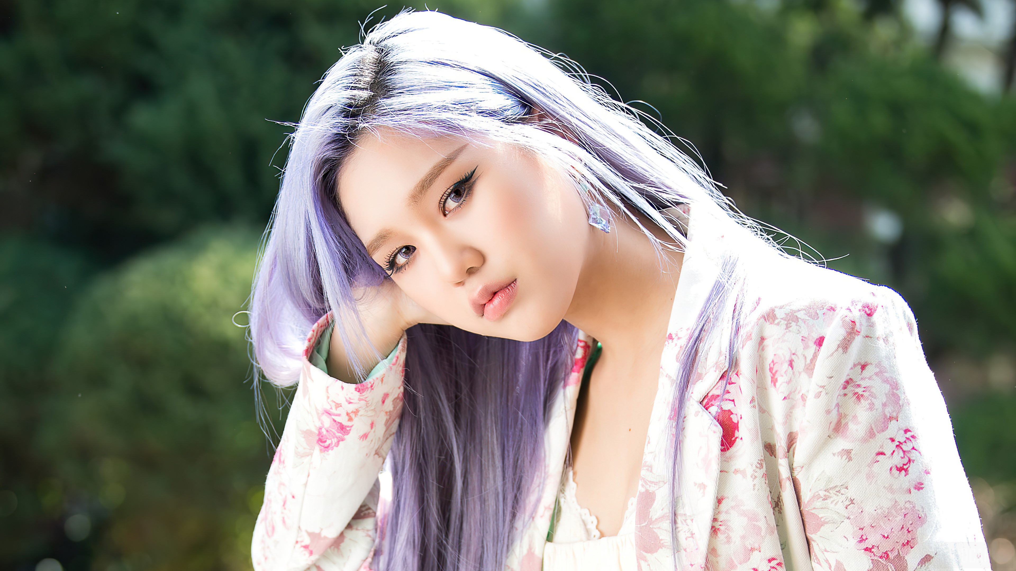 Mimi from Oh My Girl 4K HD Wallpaper