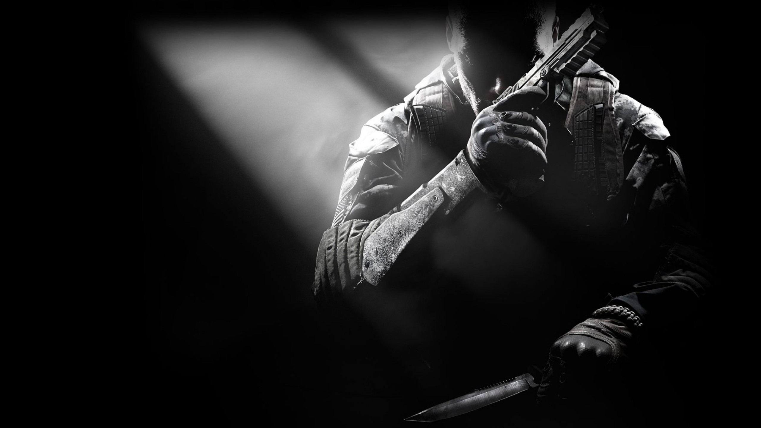 Soldier holding a gun and knife in Call of Duty: Black Ops HD Wallpaper