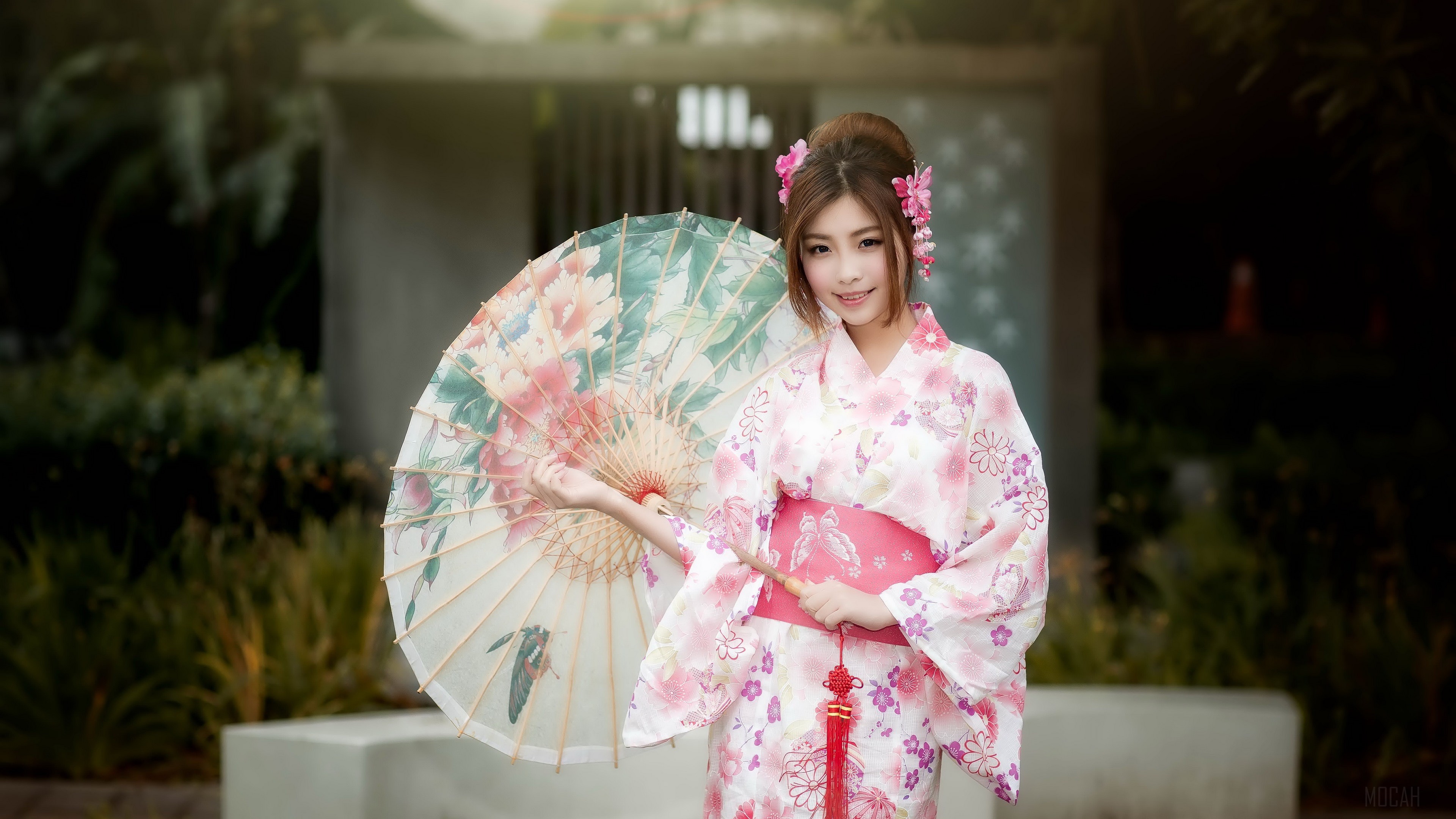 Woman in Kimono holding an umbrella HD Wallpaper