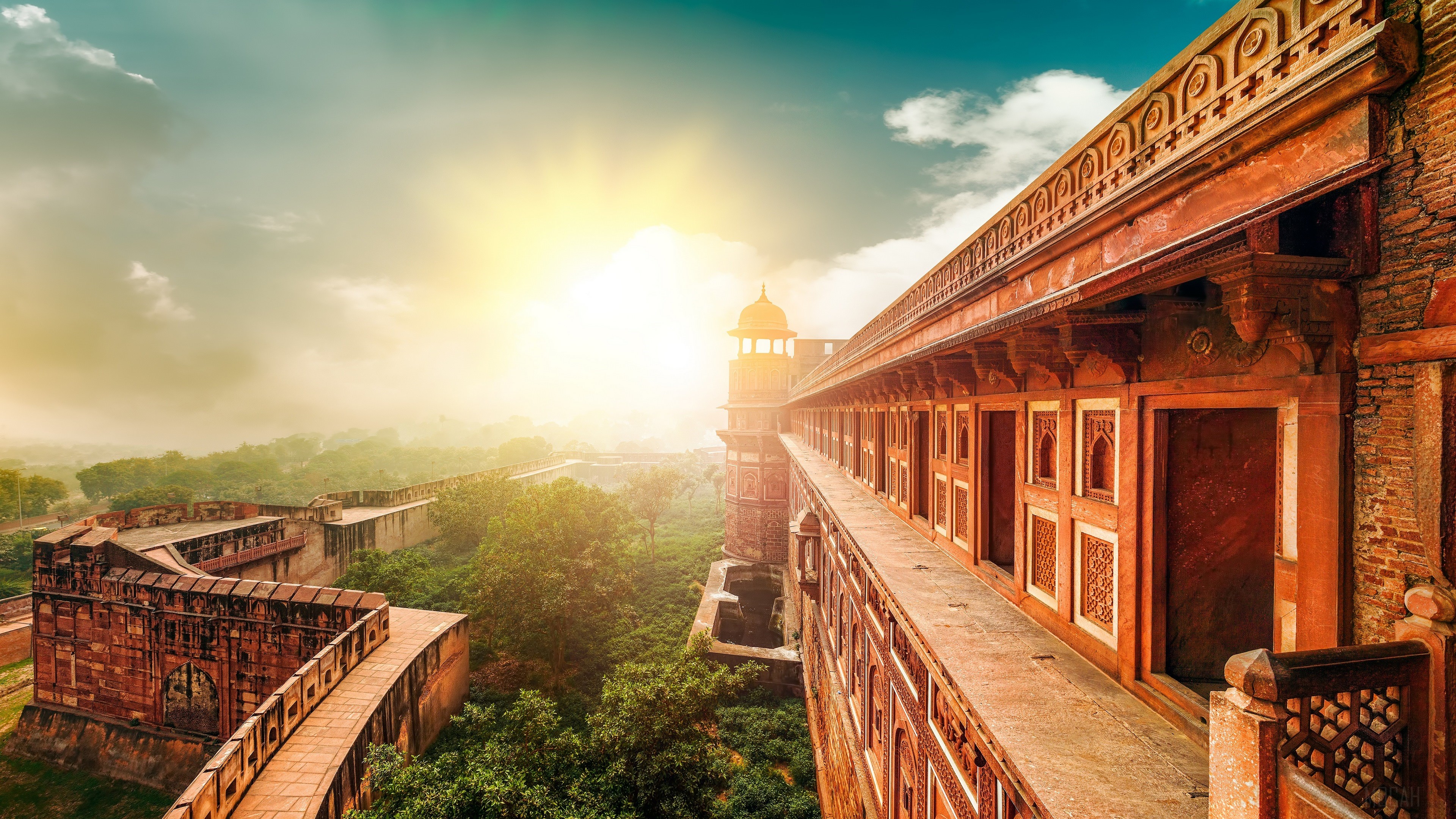 Agra Fort, India with Sunbeams HD Wallpaper