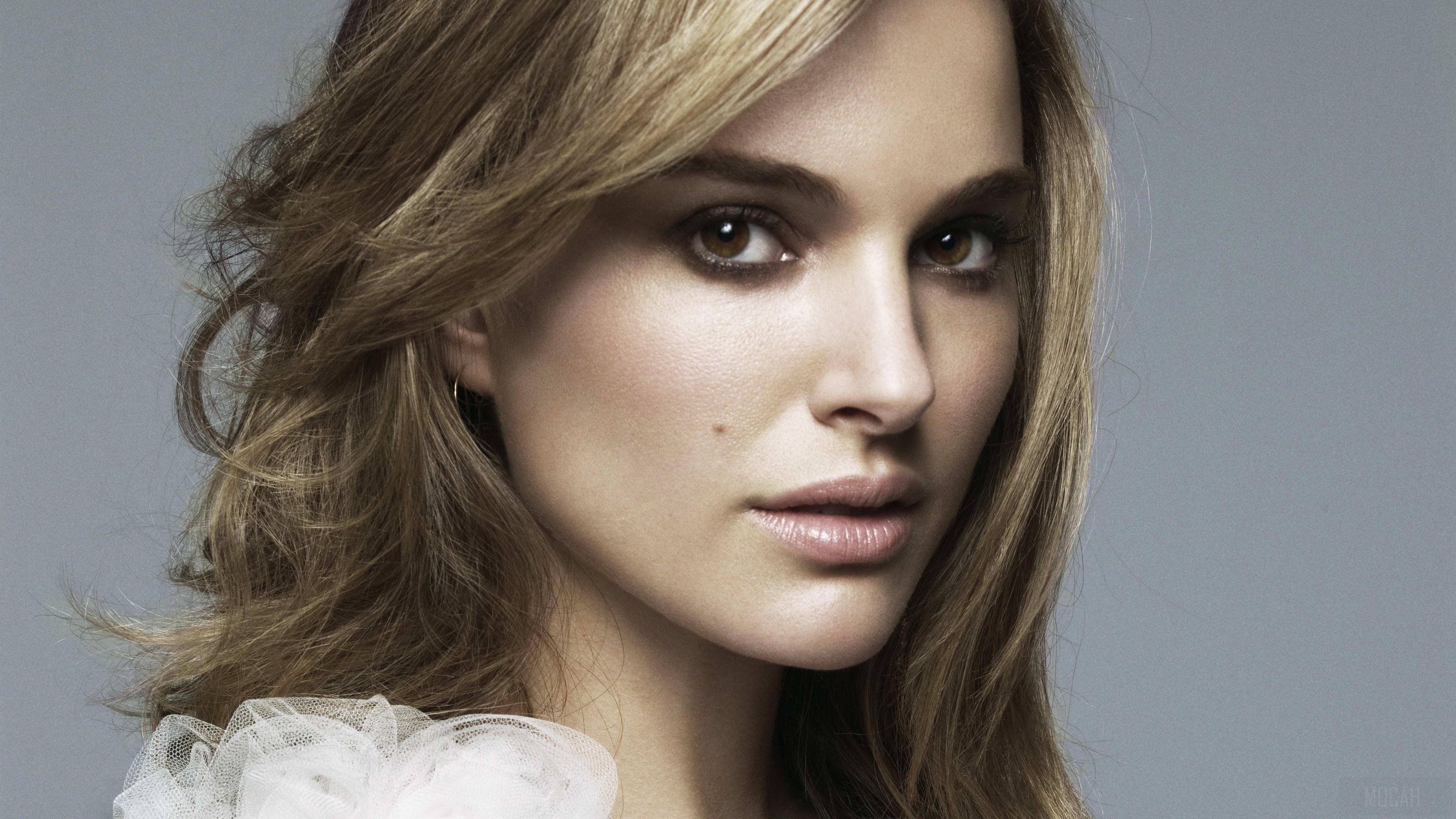 Natalie Portman HD Wallpaper