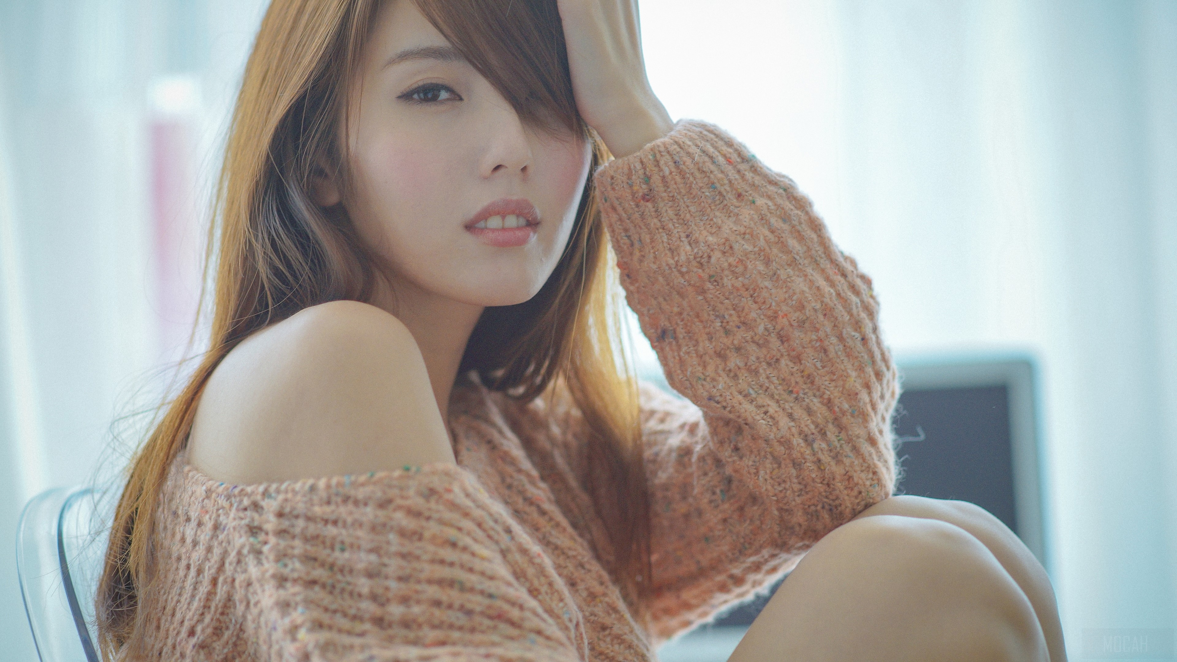 Taiwanese Model in Cozy Sweater 4K HD Wallpaper