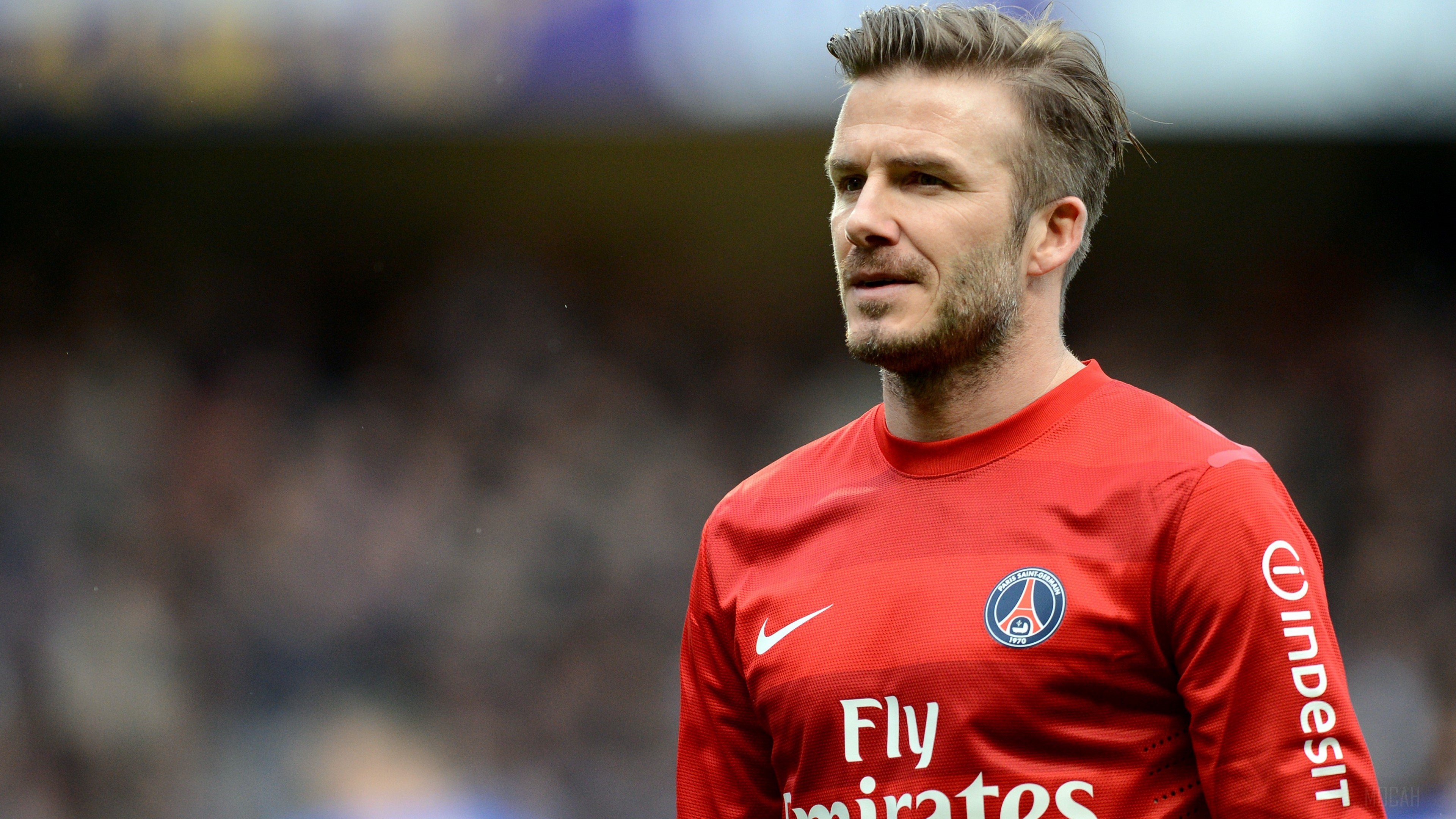 David Beckham in Paris Saint-Germain Jersey HD Wallpaper