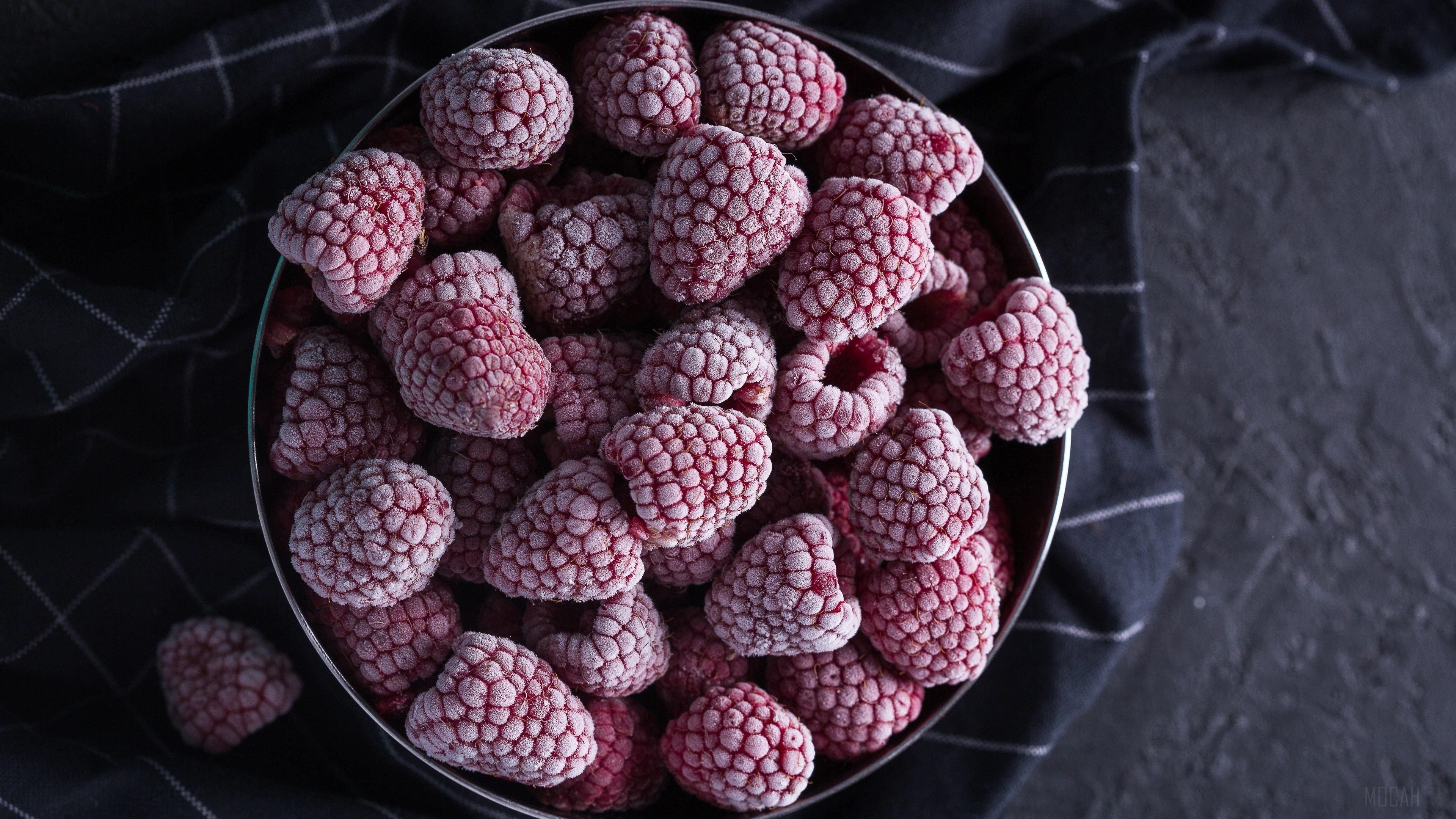 Frozen Raspberries in a Bowl 4K HD Wallpaper