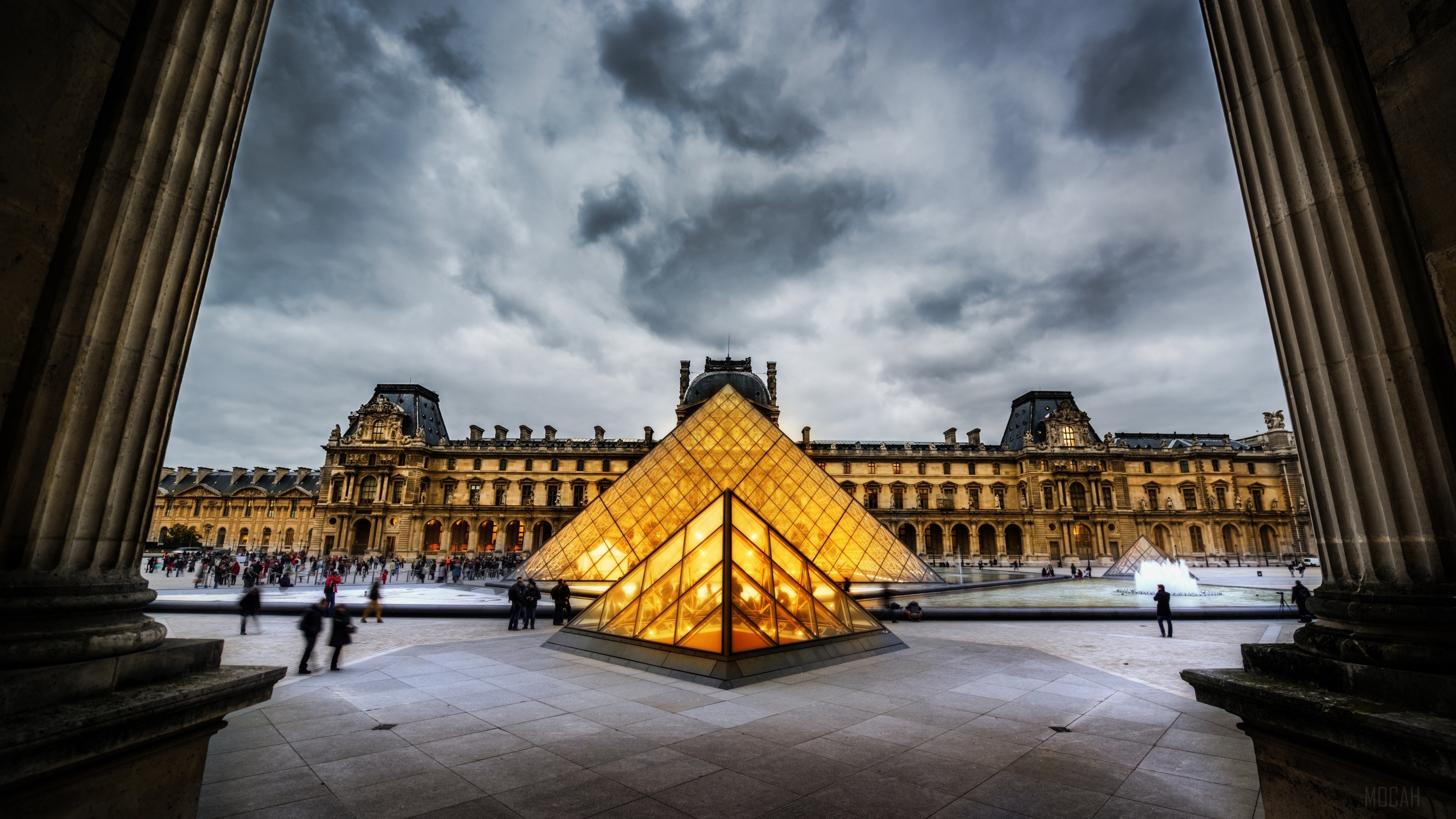 The Louvre Pyramid, Paris, France 4K HD Wallpaper