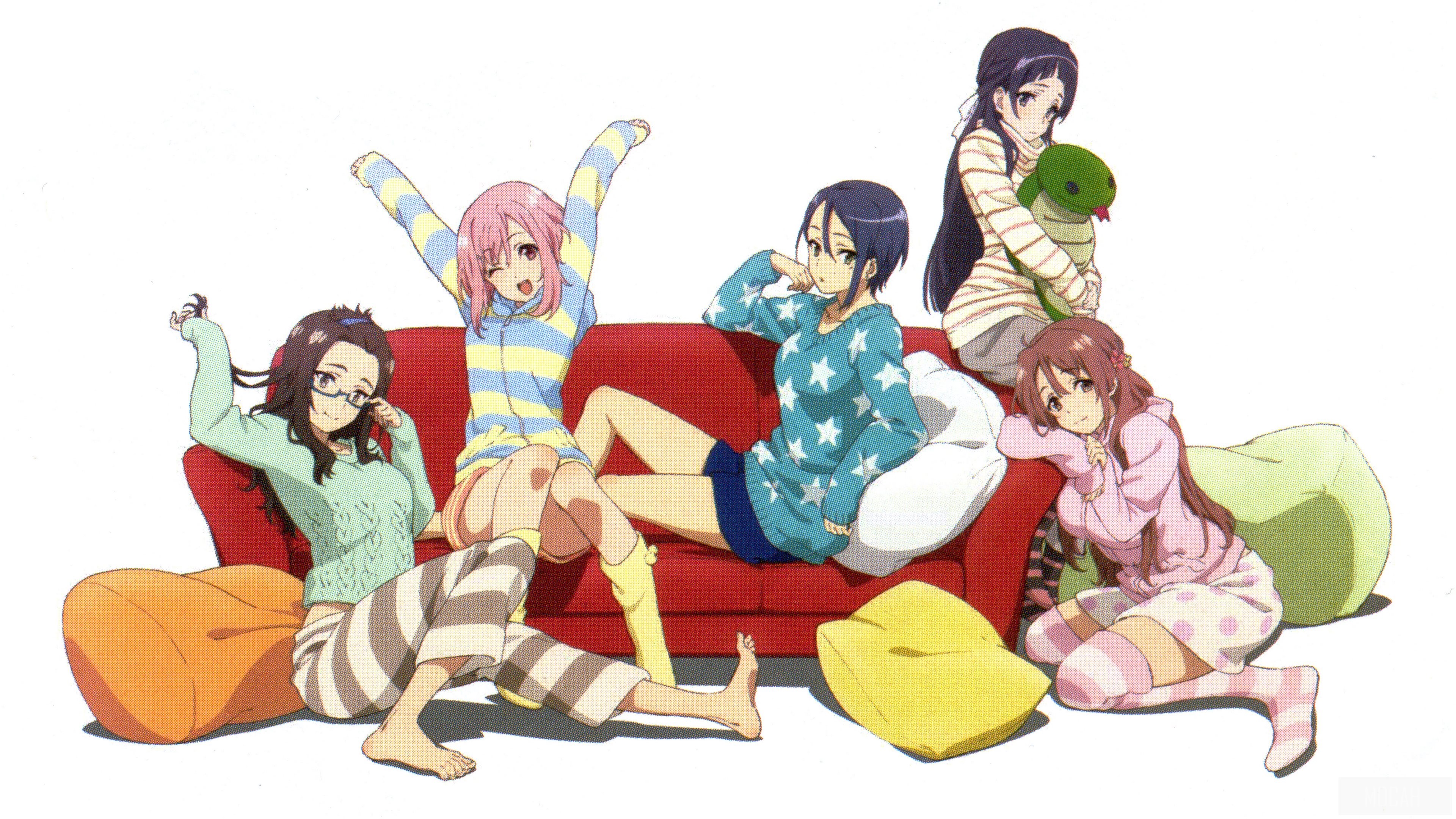 Five girls relaxing on a couch and beanbags HD Wallpaper