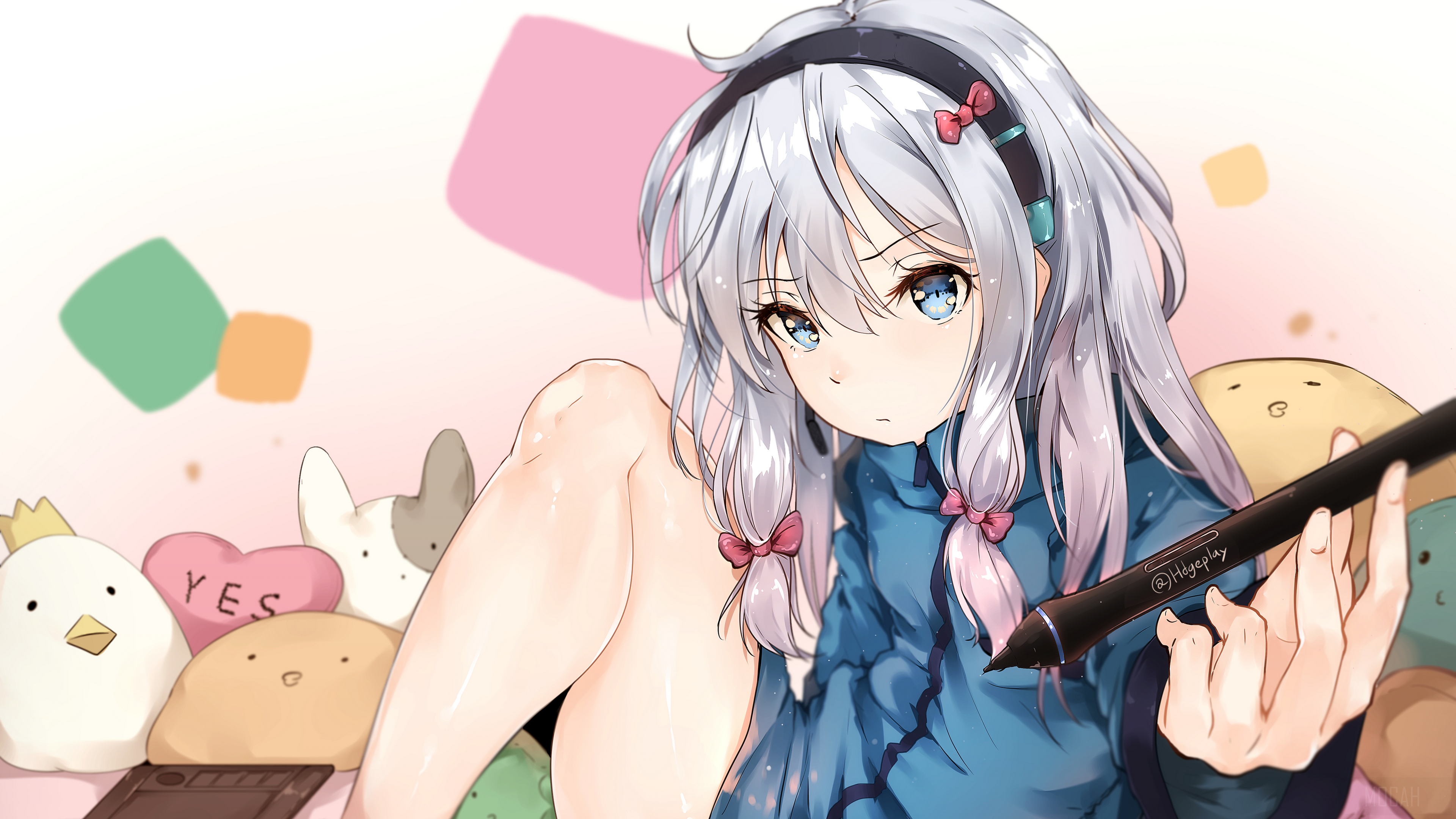 Sagiri Izumi holding a drawing pen 4K HD Wallpaper