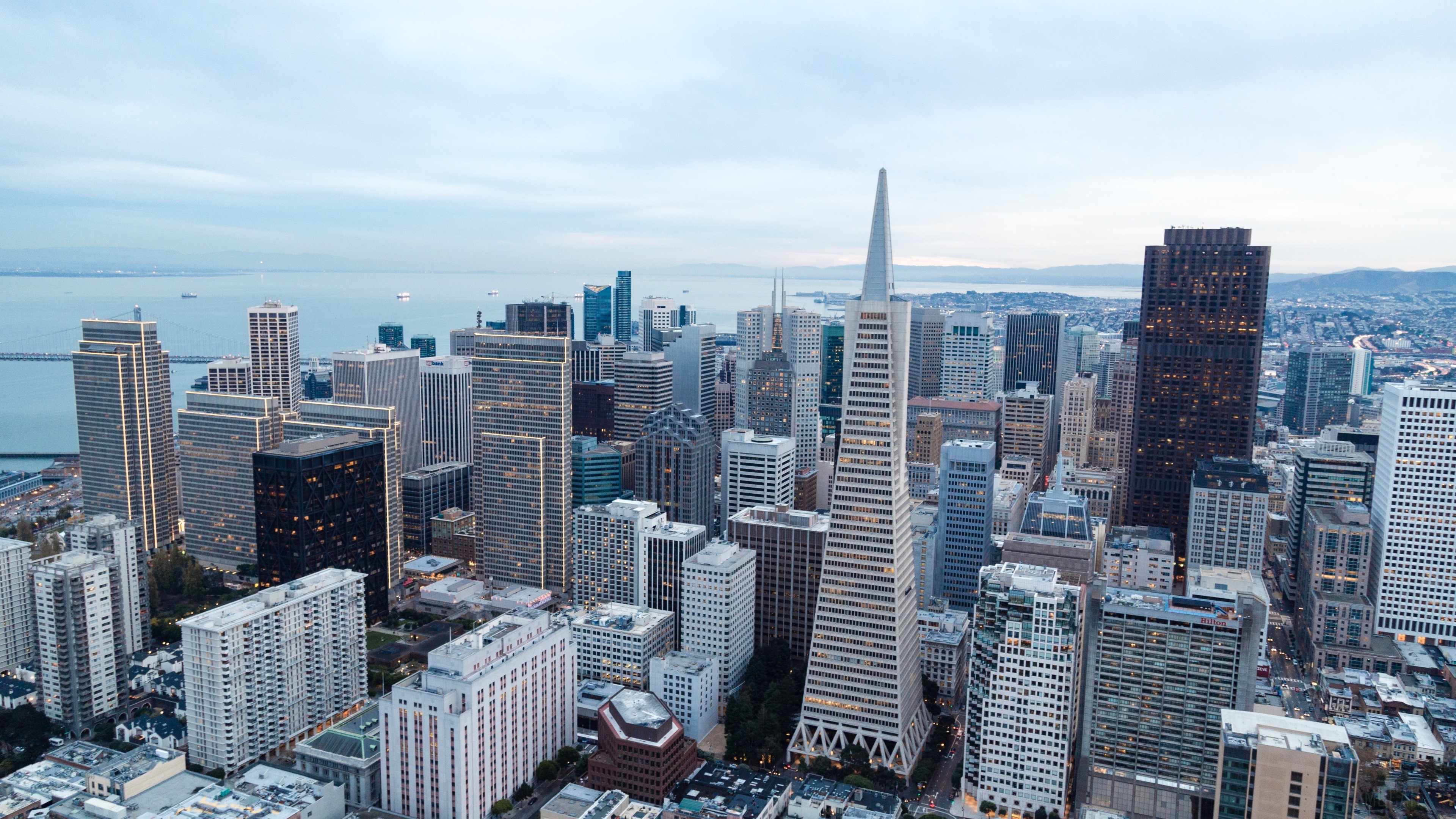 San Francisco Cityscape with Transamerica Pyramid 4K HD Wallpaper