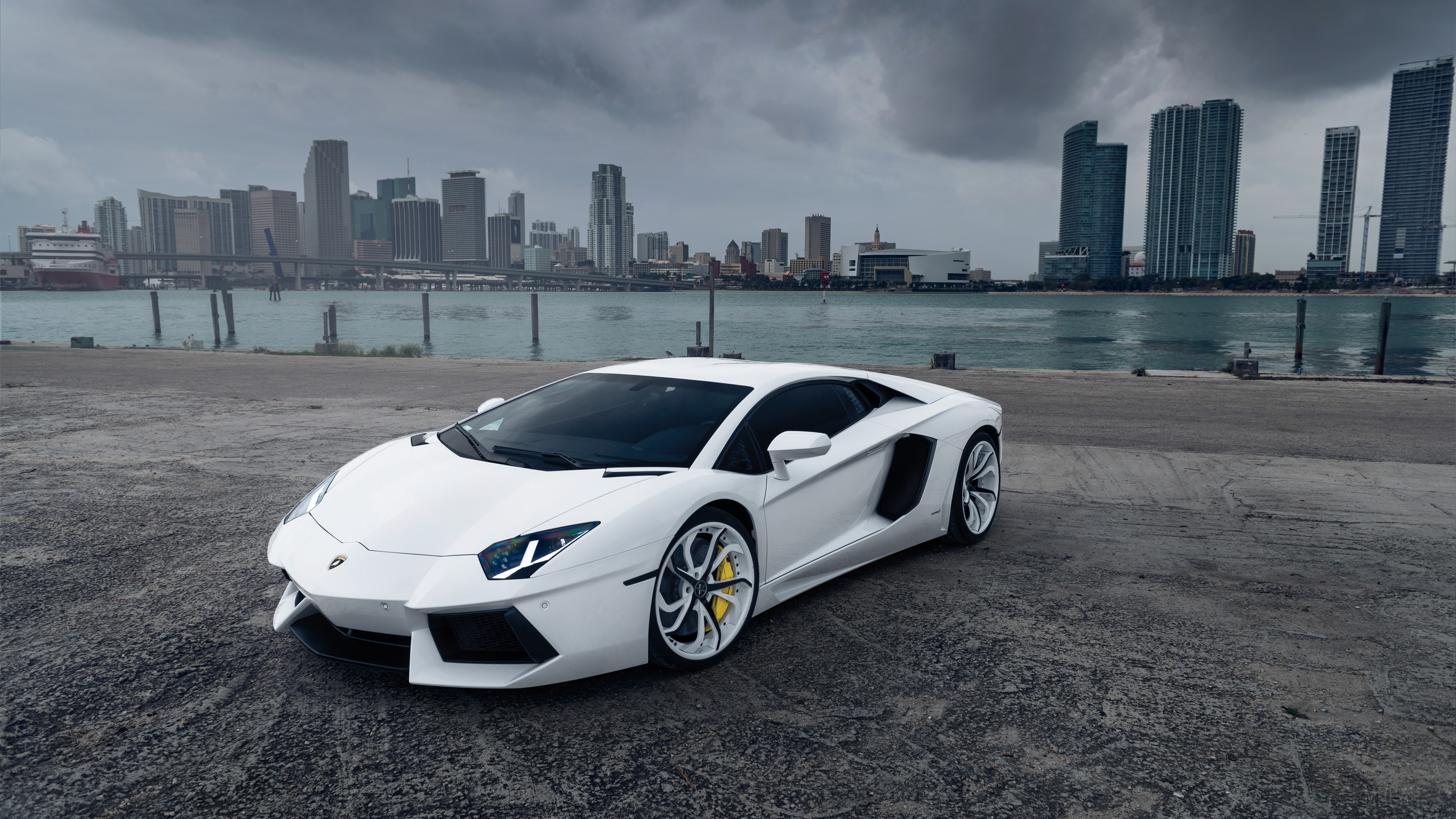 White Lamborghini Aventador in Miami HD Wallpaper