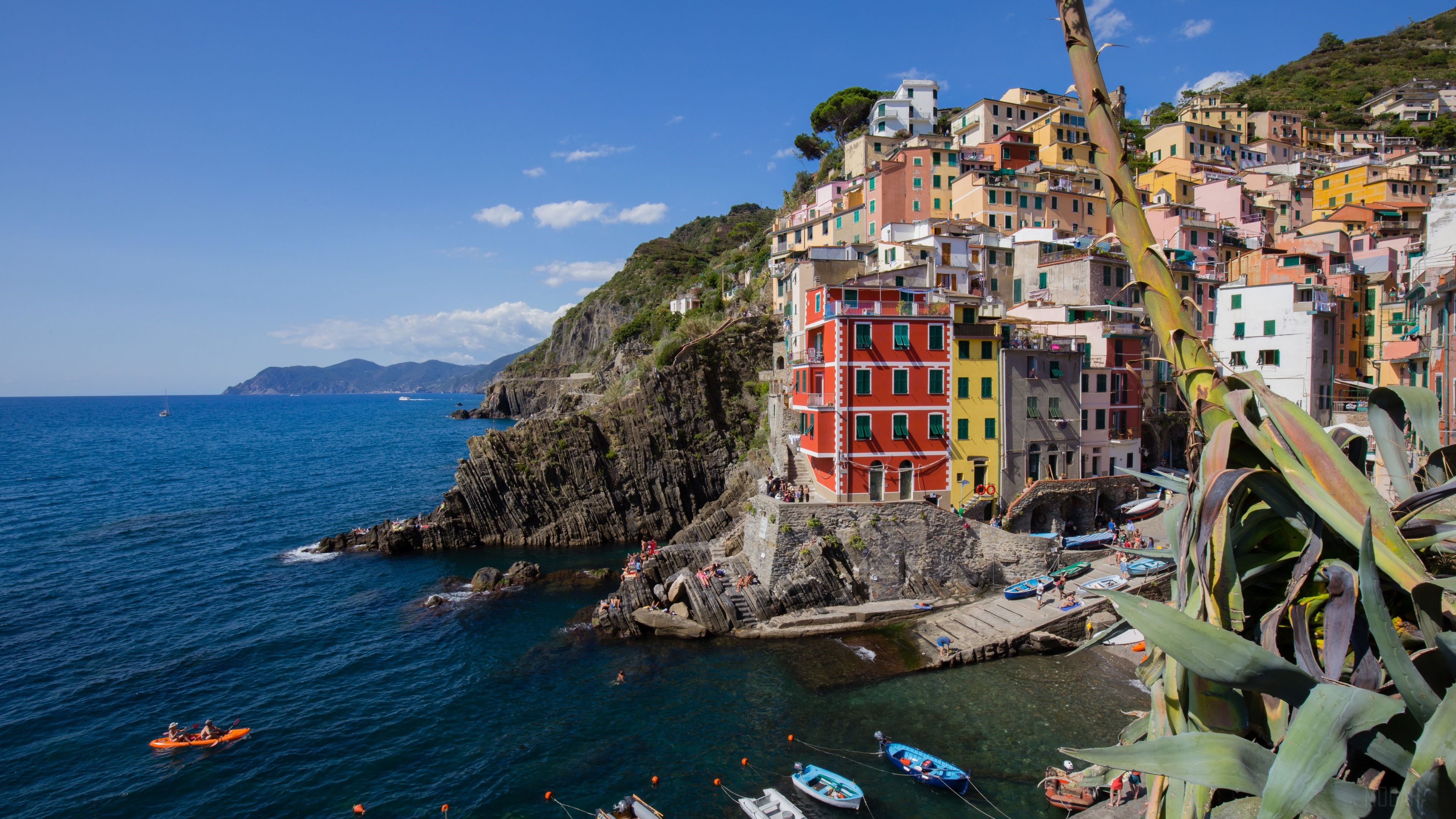 Riomaggiore Village in Cinque Terre, Italy 4K HD Wallpaper