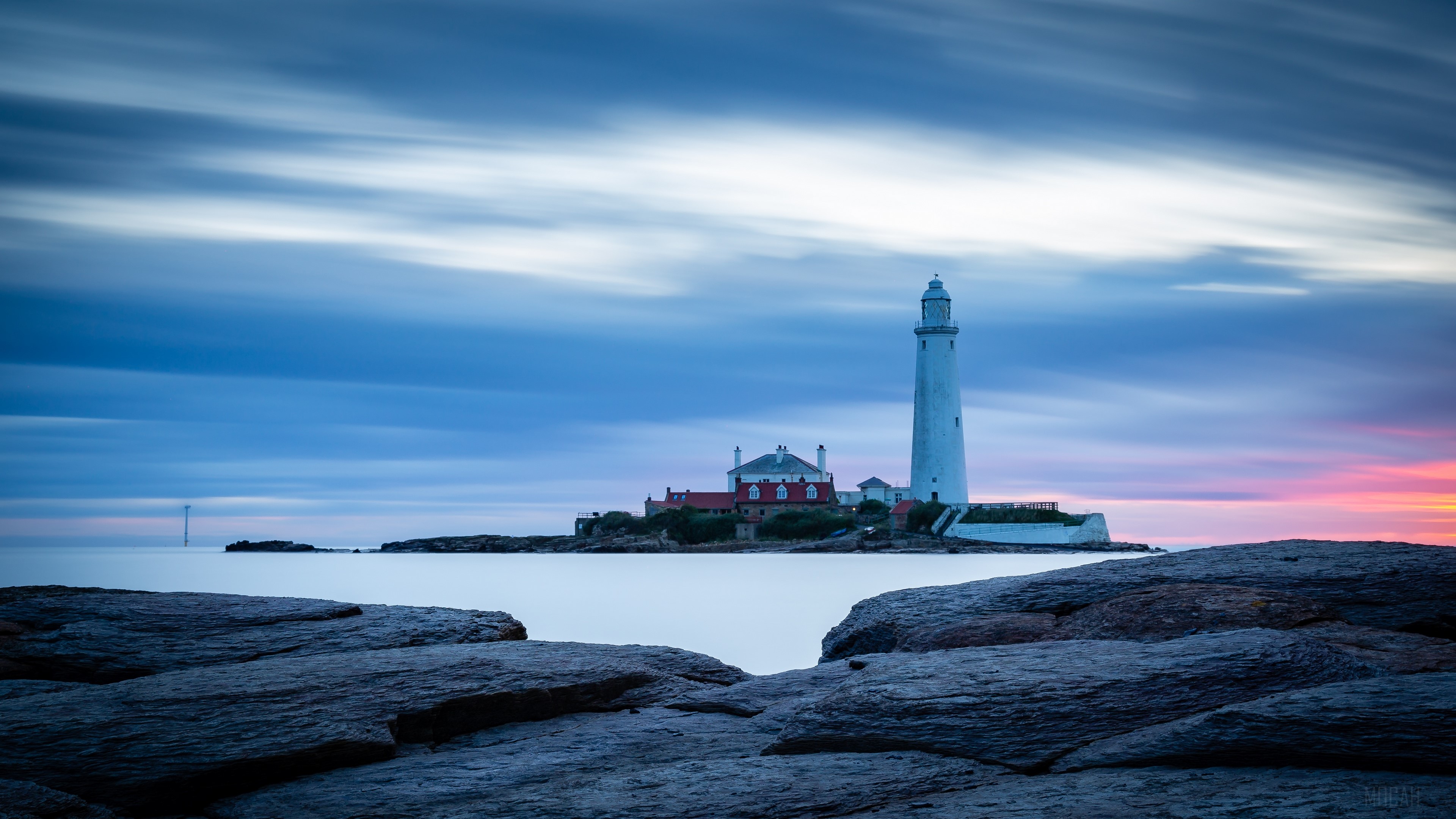 St. Mary's Lighthouse 4K HD Wallpaper
