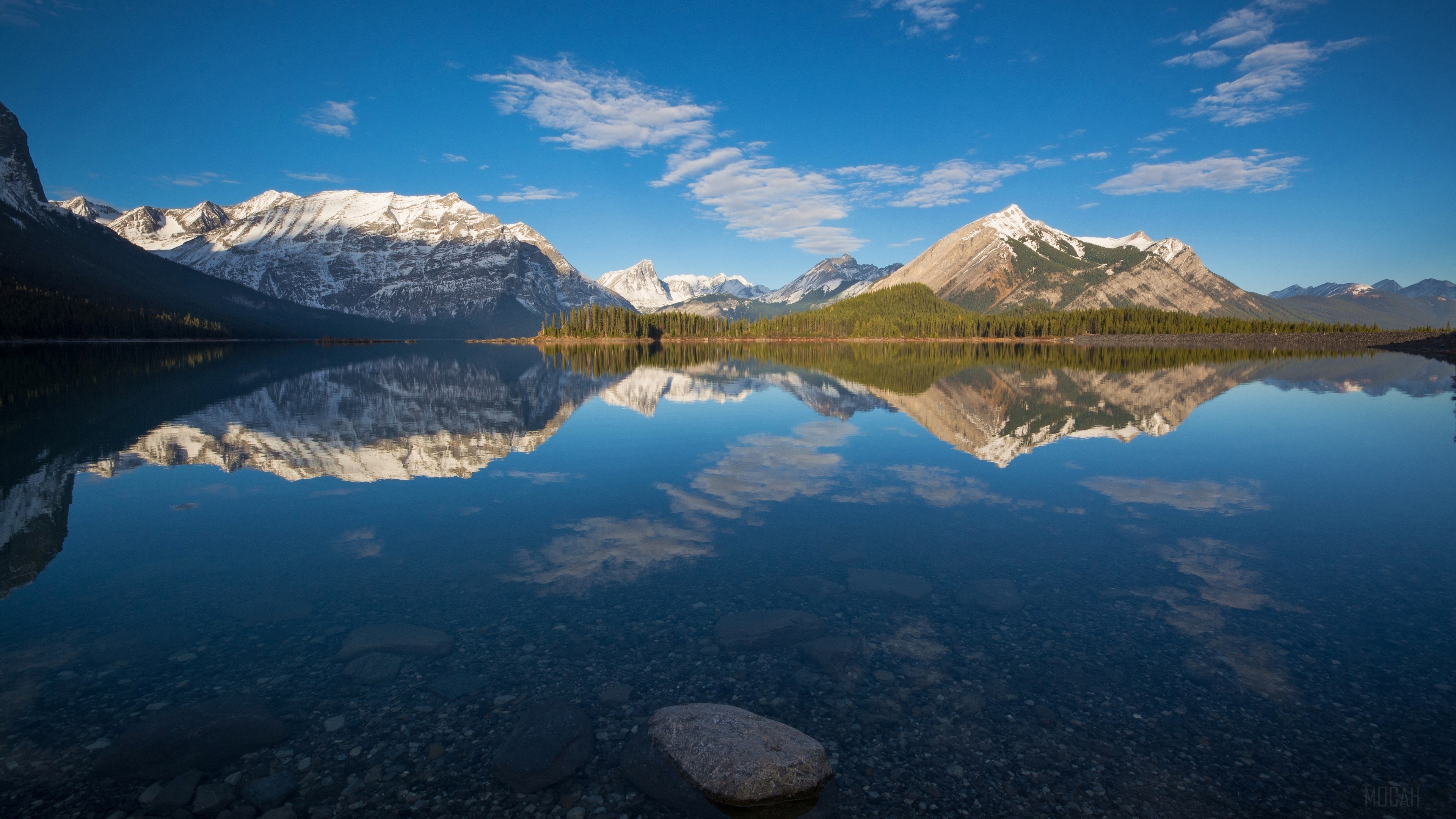 Lake and Mountains Reflection 4K HD Wallpaper