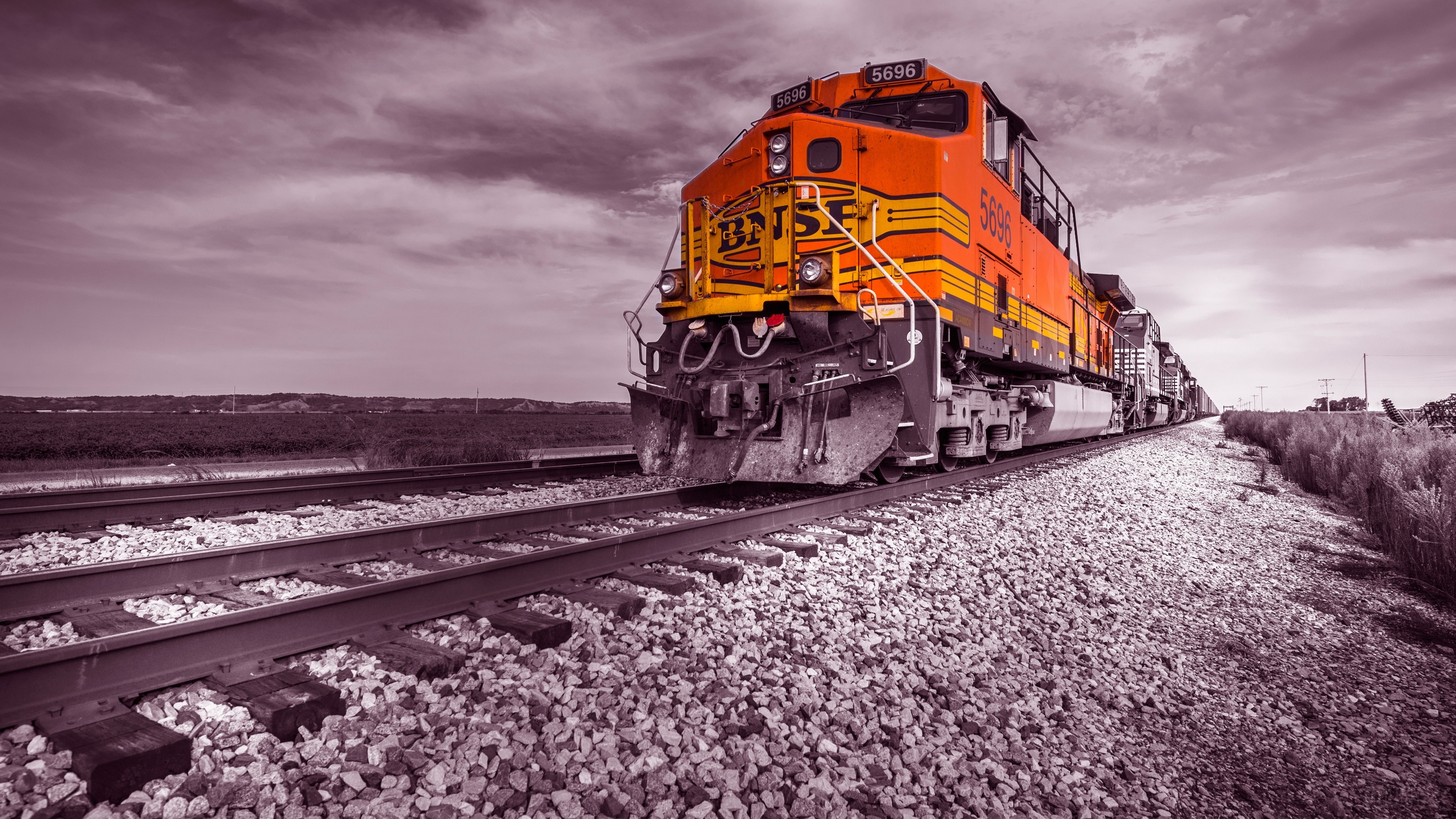 BNSF Locomotive 5696 on Train Tracks 4K HD Wallpaper