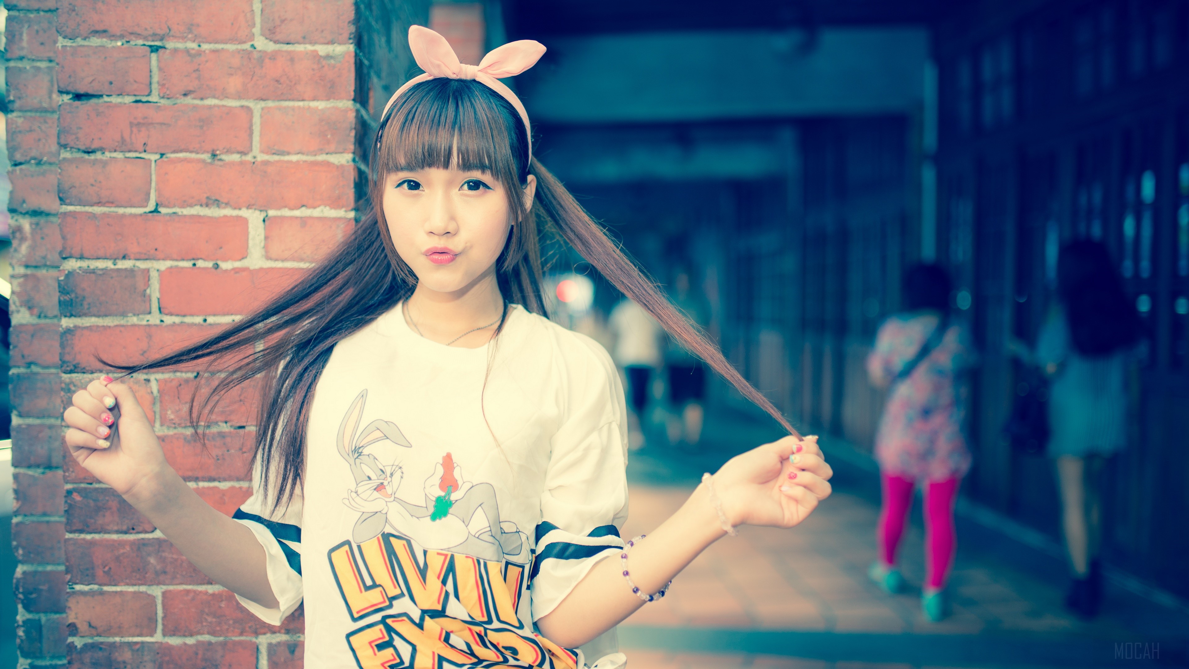 Girl with bunny ears and Bugs Bunny shirt HD Wallpaper