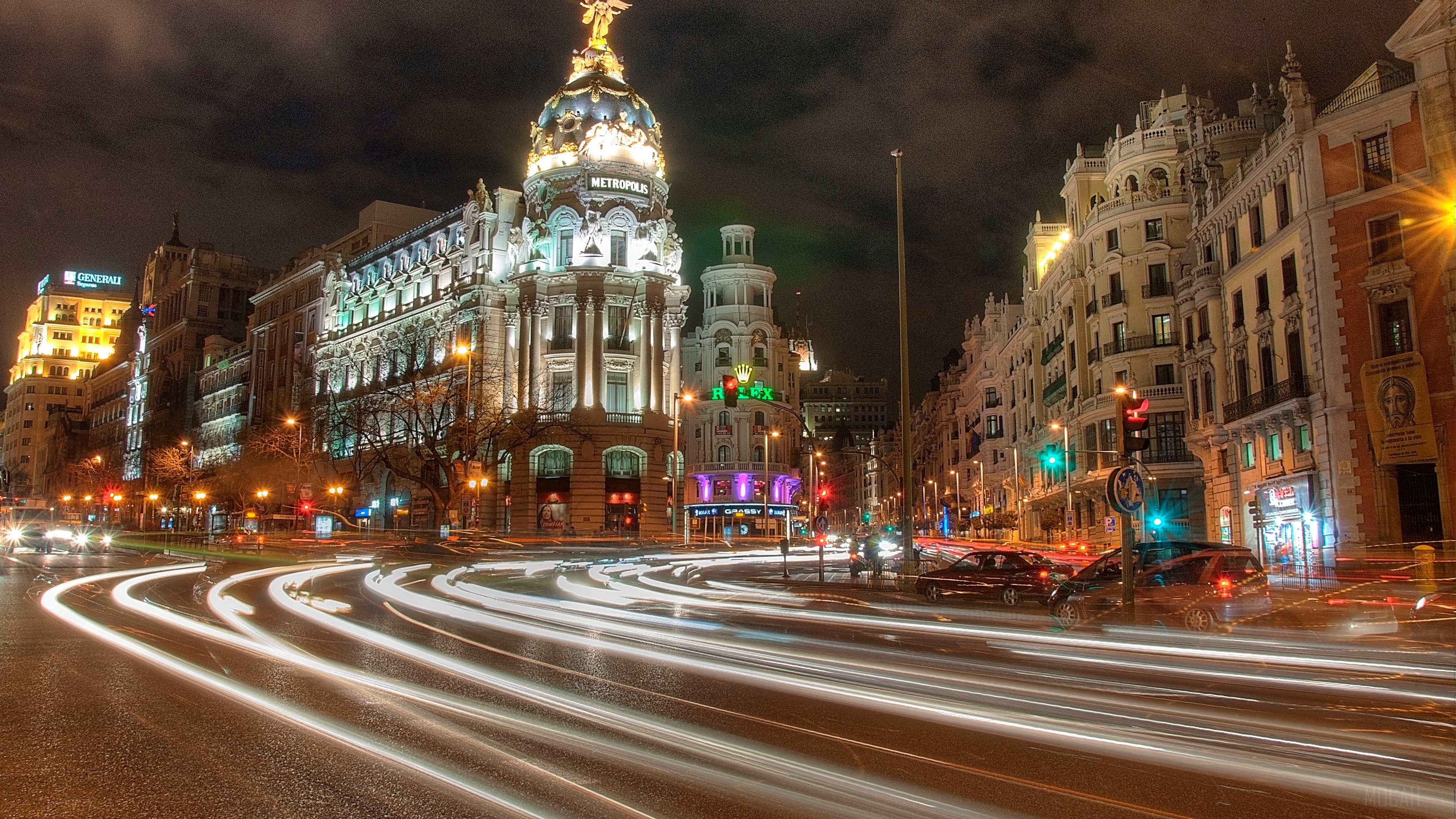 Metropolis Building at Night in Madrid HD Wallpaper