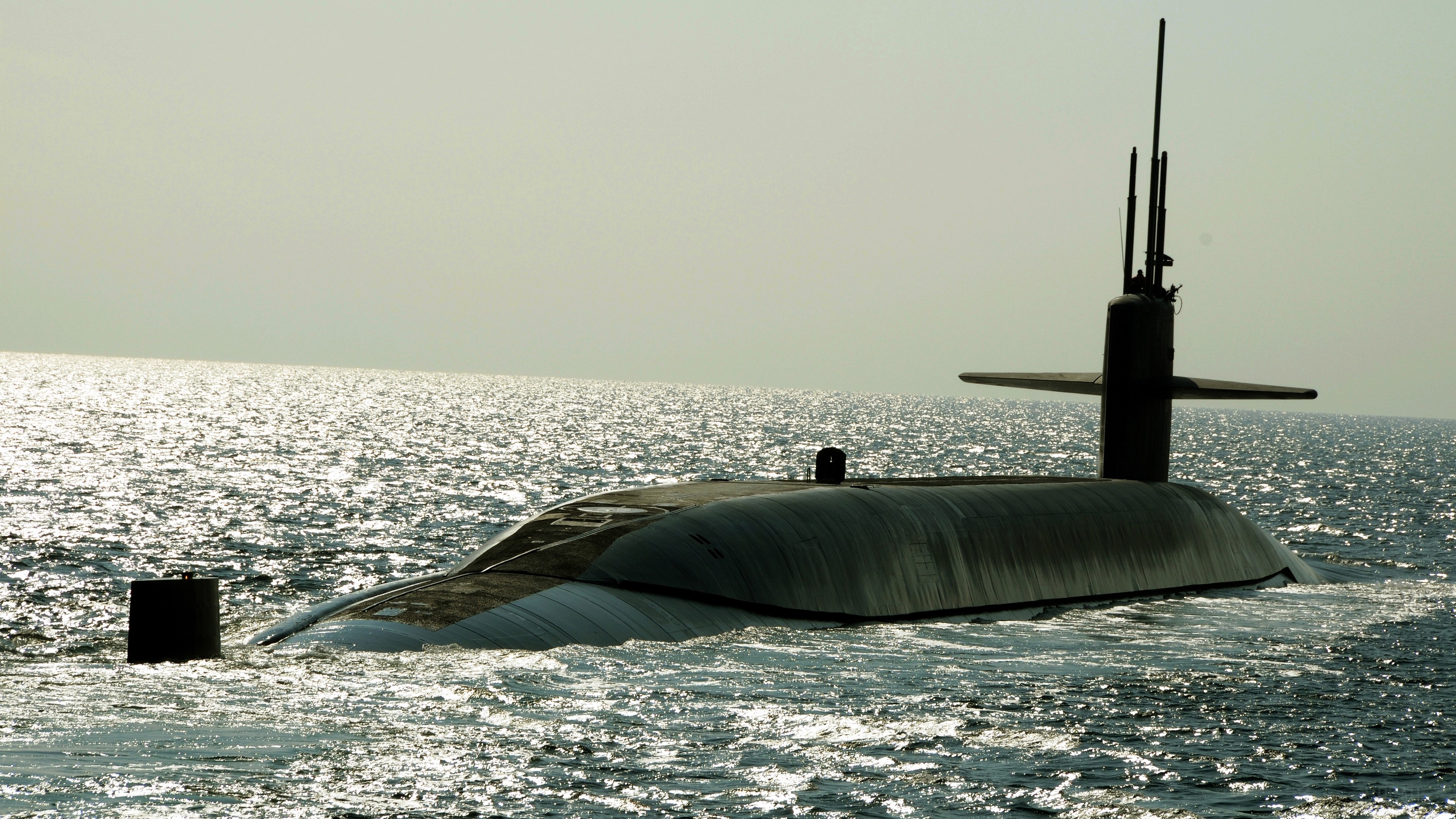 Submarine on the ocean surface HD Wallpaper