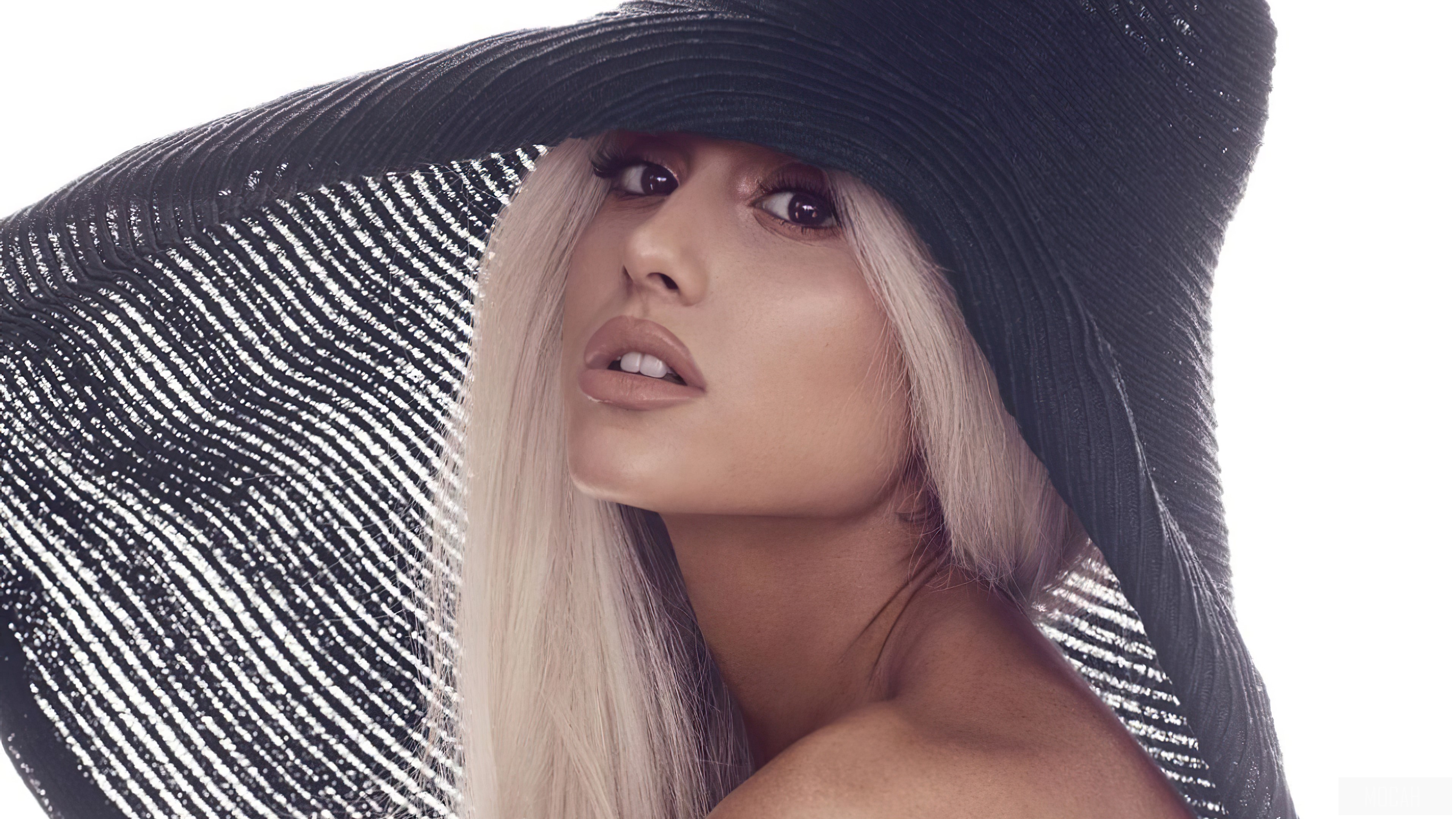 Ariana Grande 2020 4K HD Wallpaper
