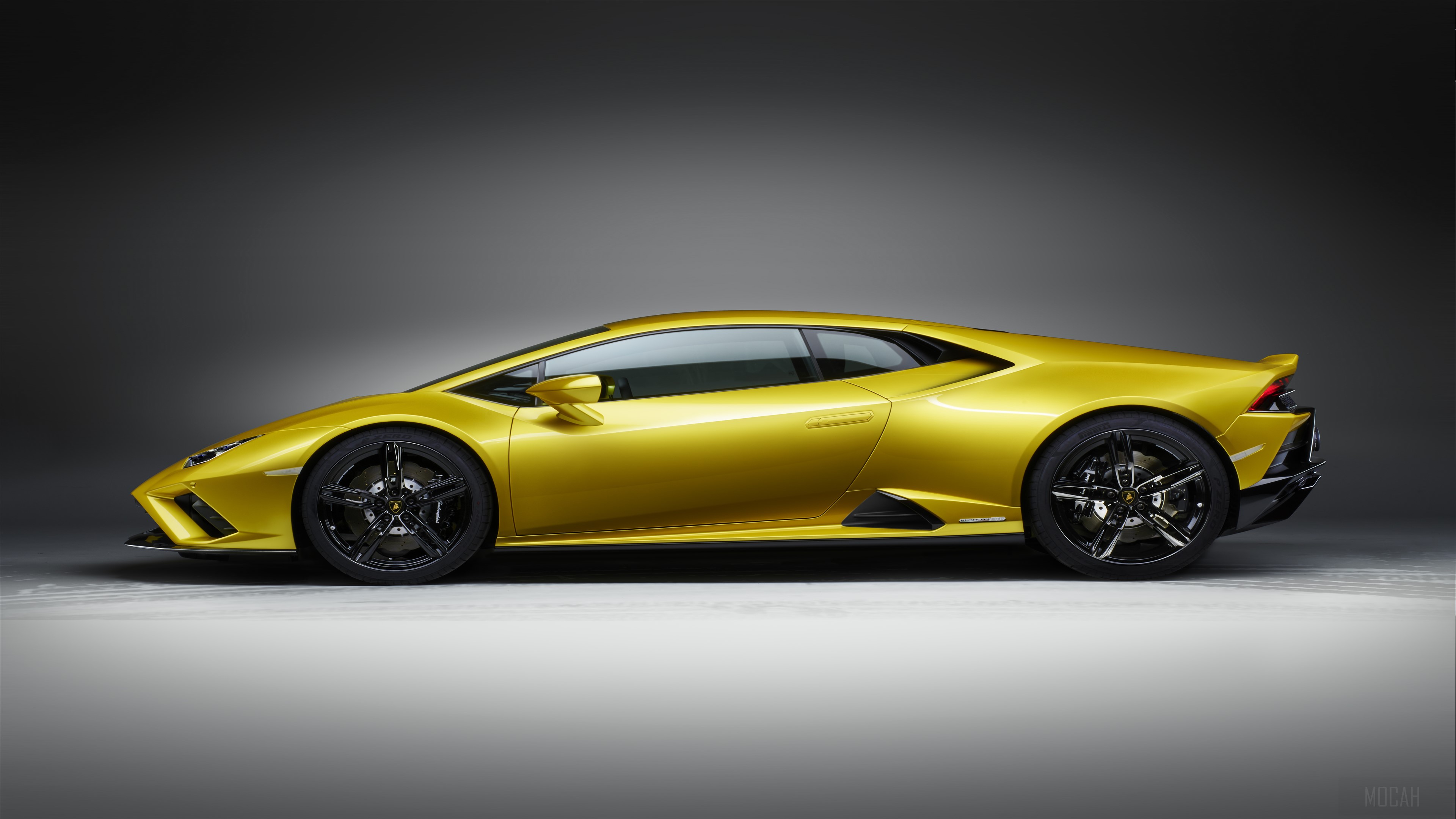 Lamborghini Huracan EVO RWD 2020 HD Wallpaper