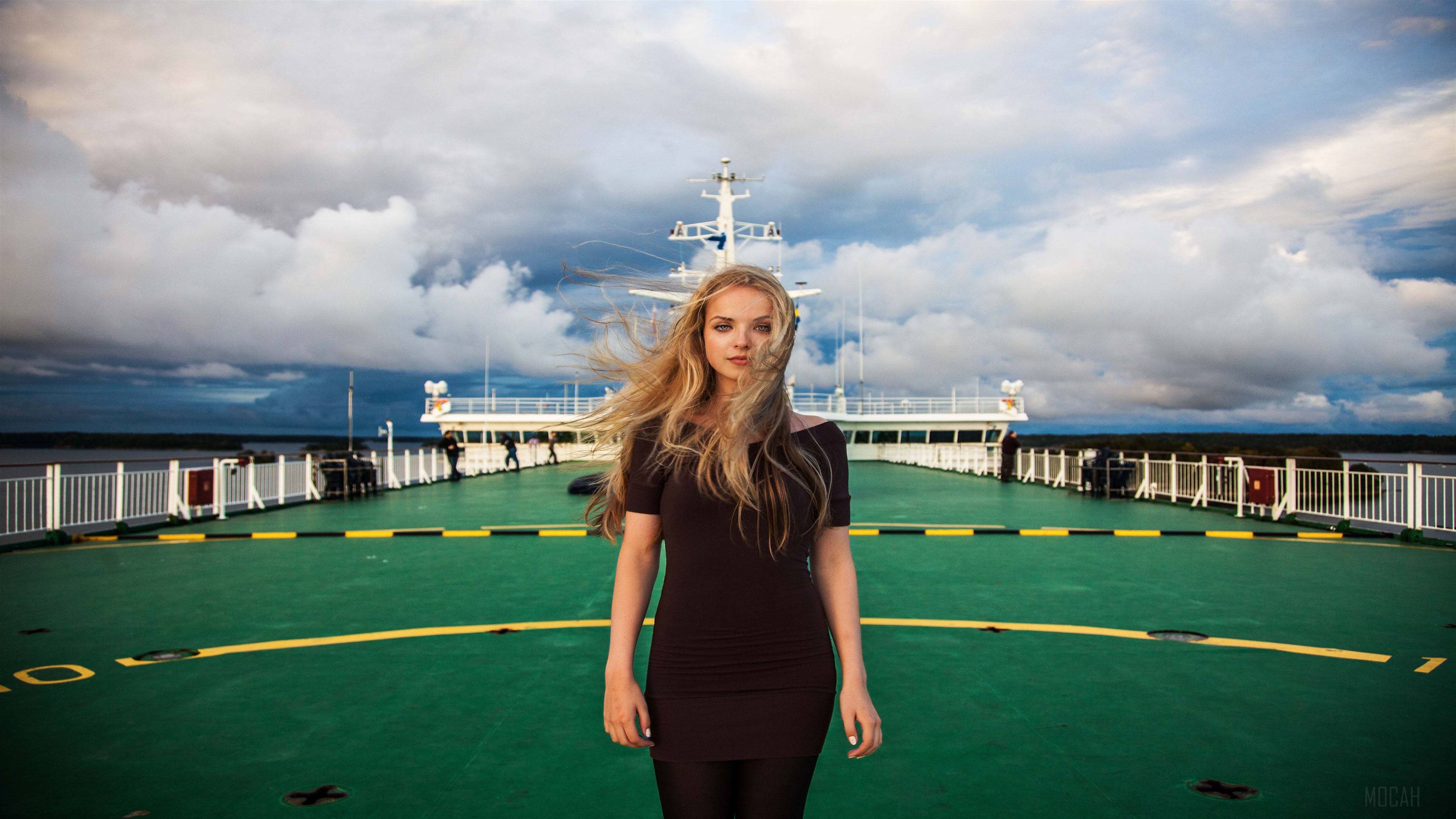 Girl on the deck of a ship HD Wallpaper