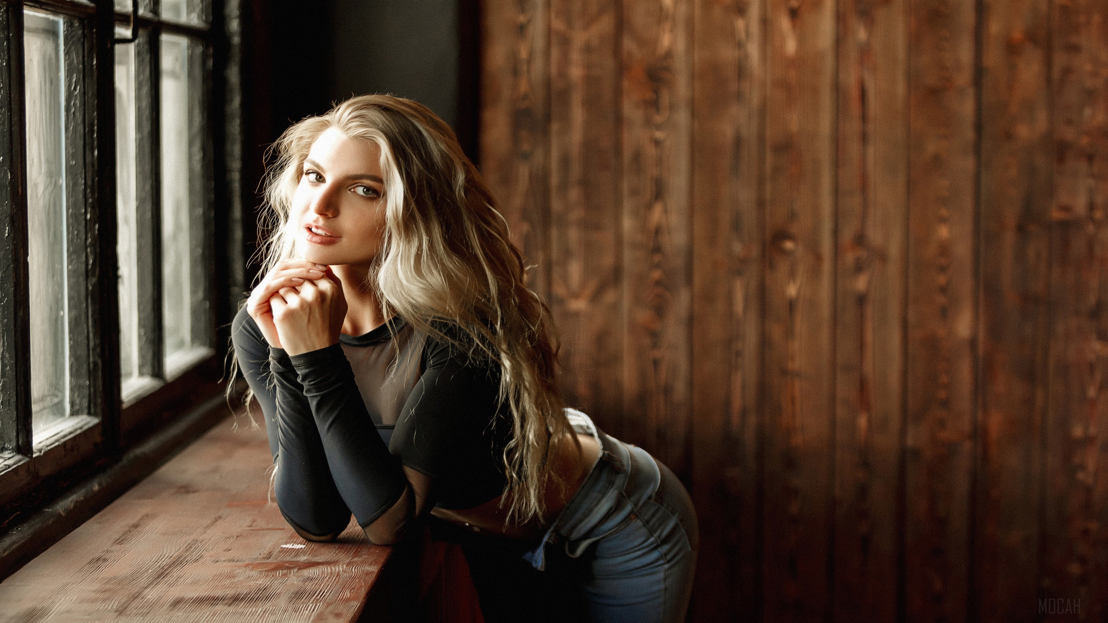 Blonde Girl with Long Hair 4K HD Wallpaper