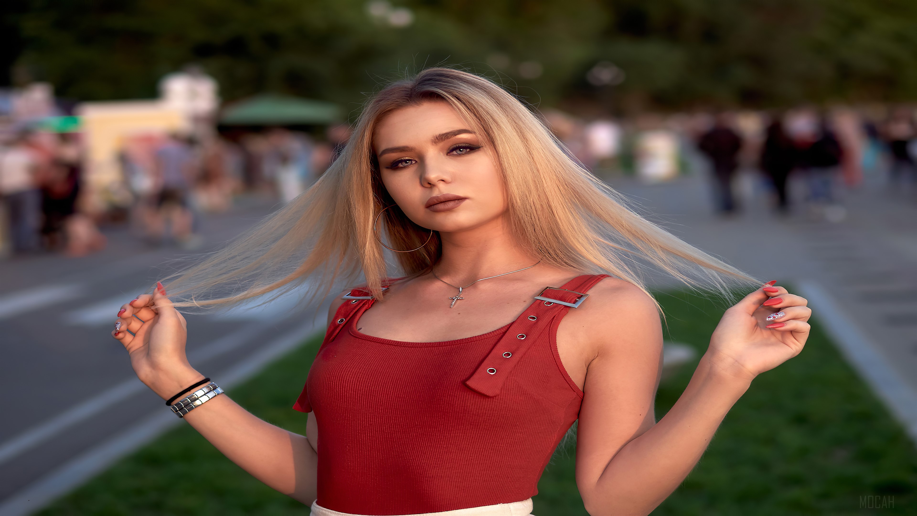 Woman with blonde hair in red top HD Wallpaper