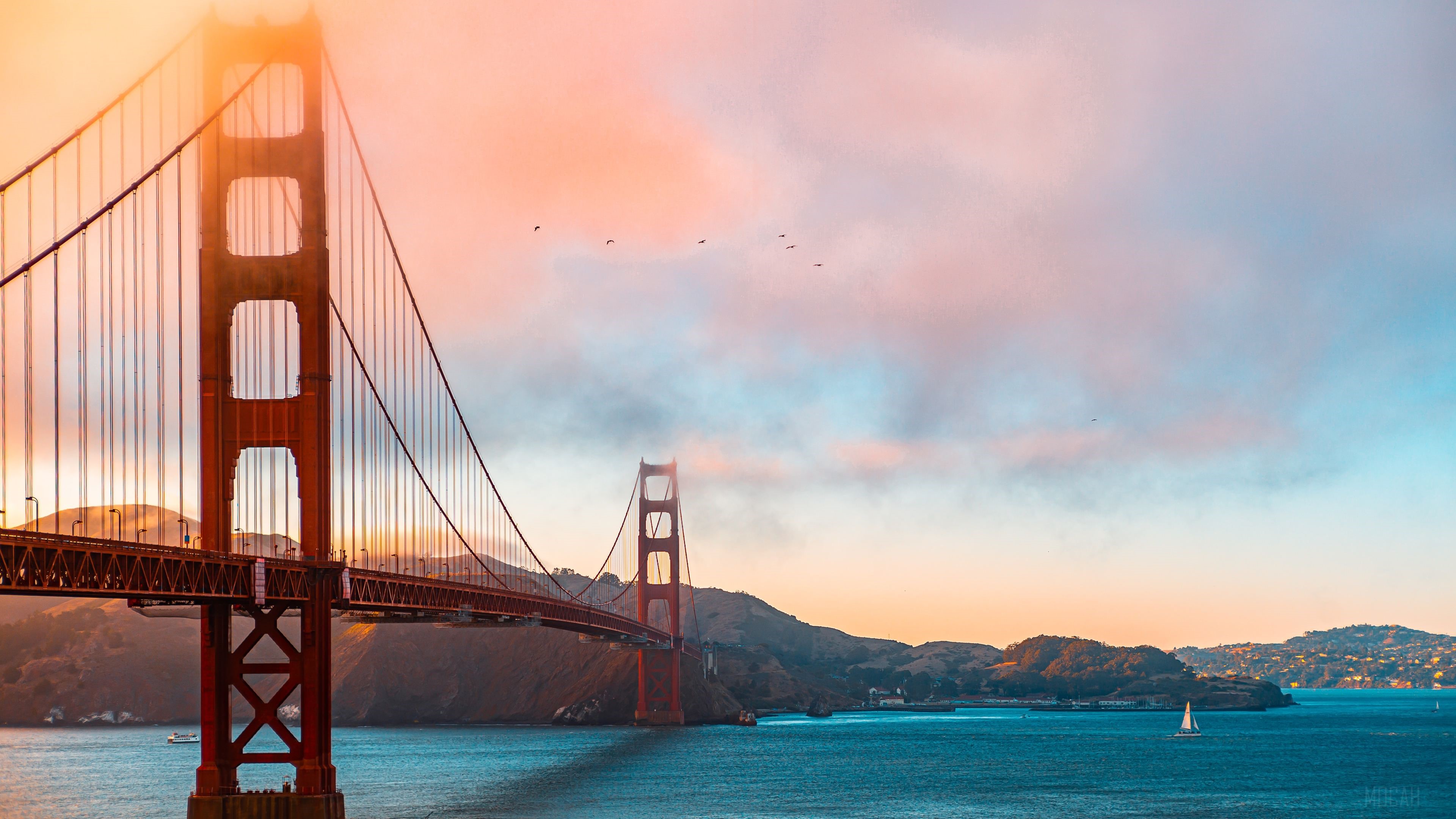 Golden Gate Bridge at sunrise with fog HD Wallpaper