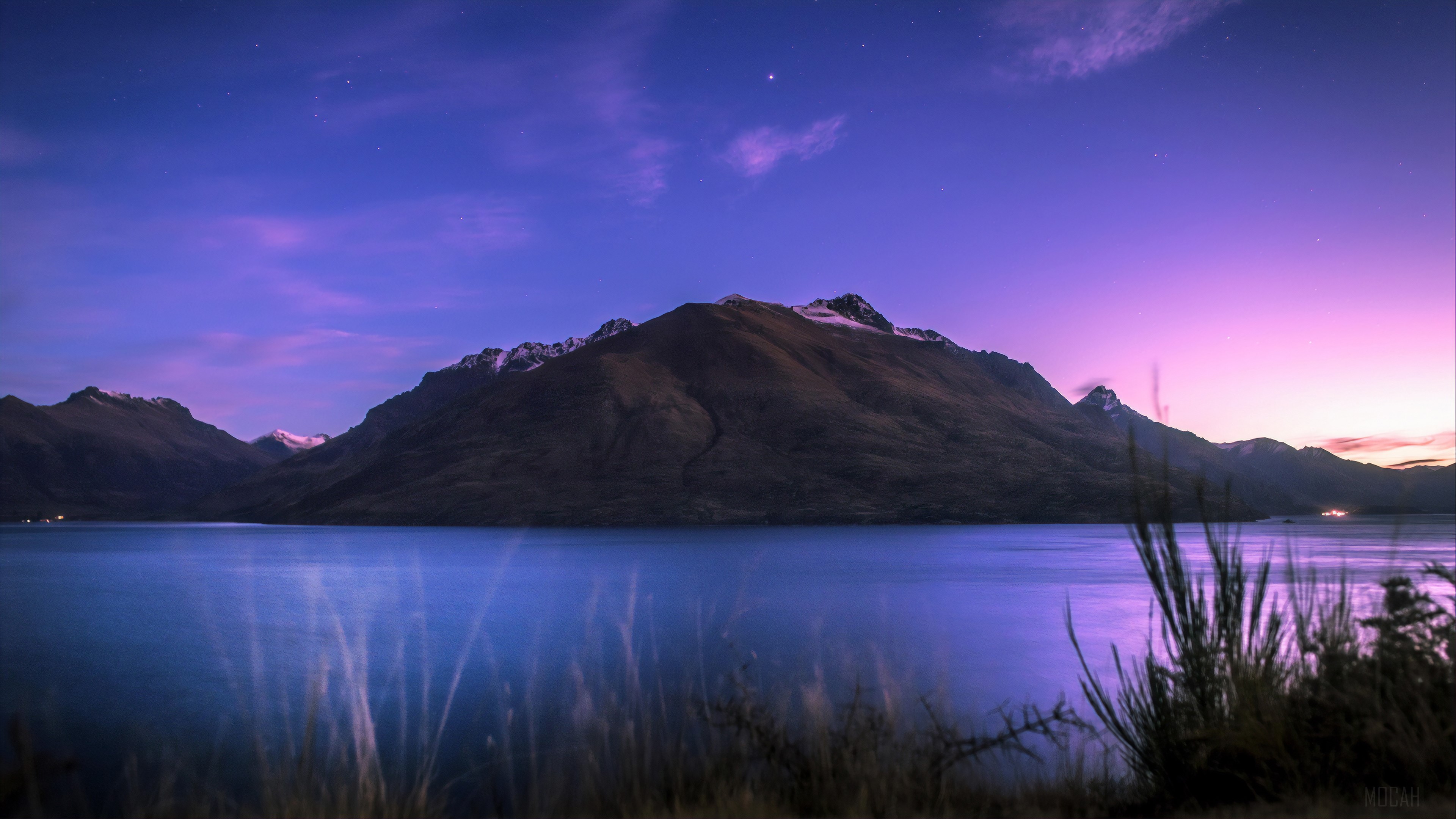 Lake Wakatipu in New Zealand 4K HD Wallpaper