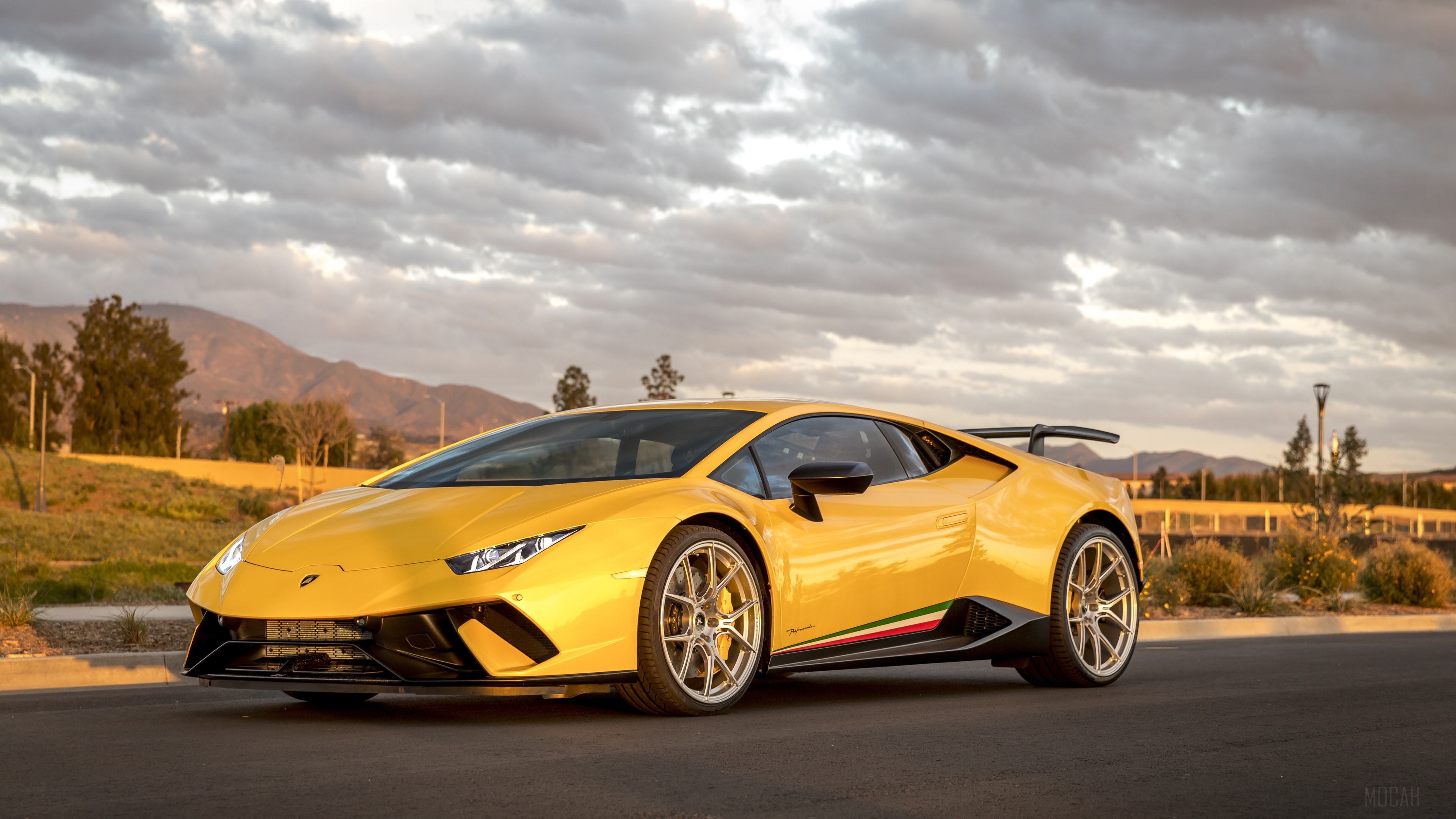 Yellow Lamborghini Performante Huracan 4K HD Wallpaper