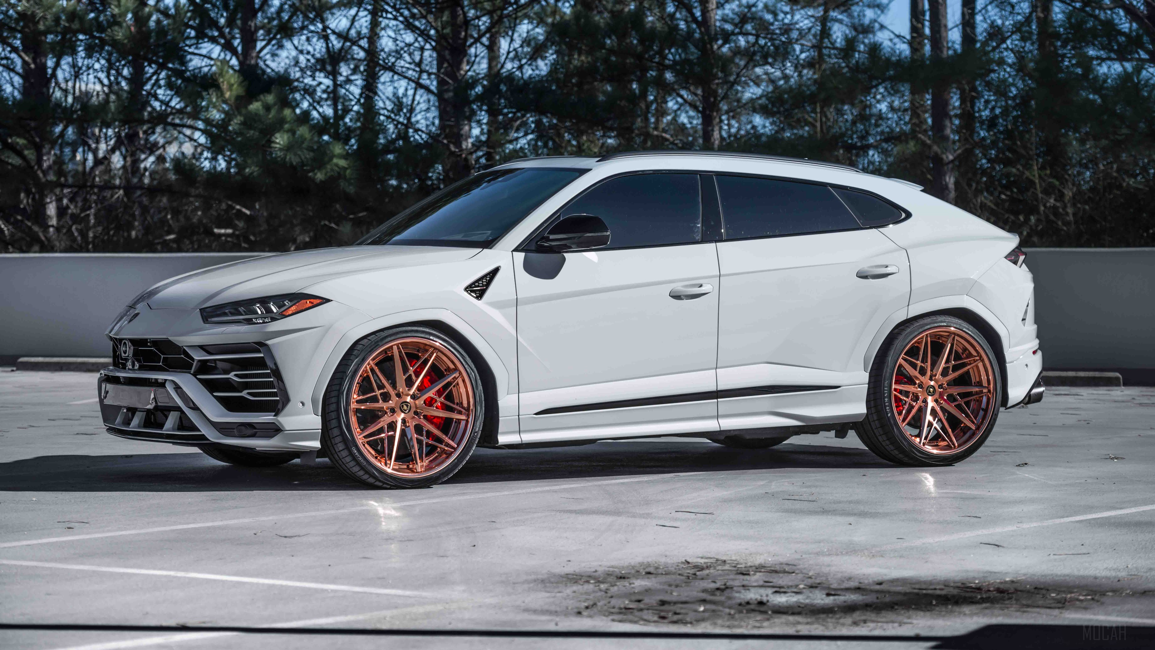 White Lamborghini Urus 2019 4K HD Wallpaper