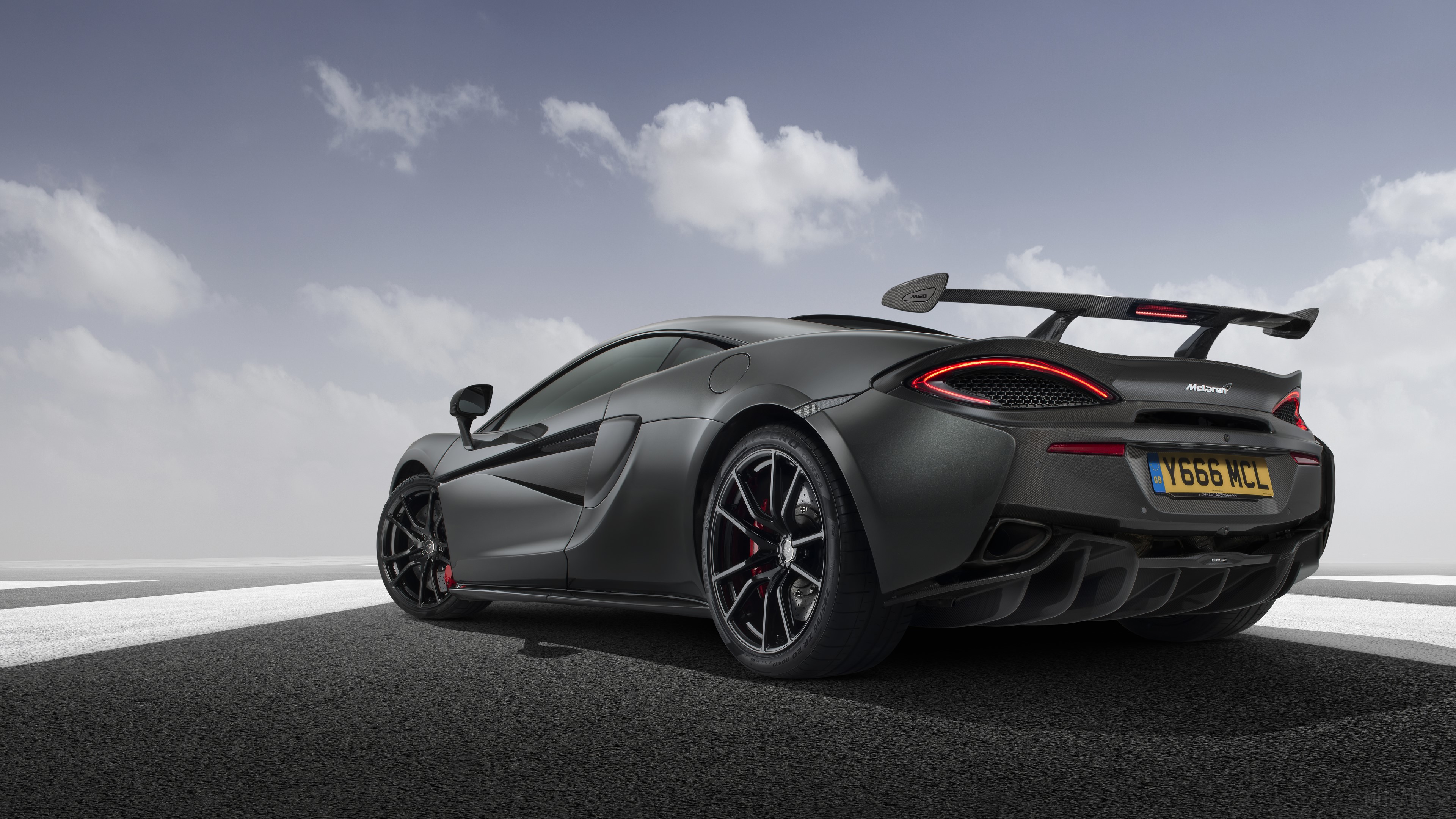 McLaren 570S Coupe High Downforce Kit 2019 4K HD Wallpaper