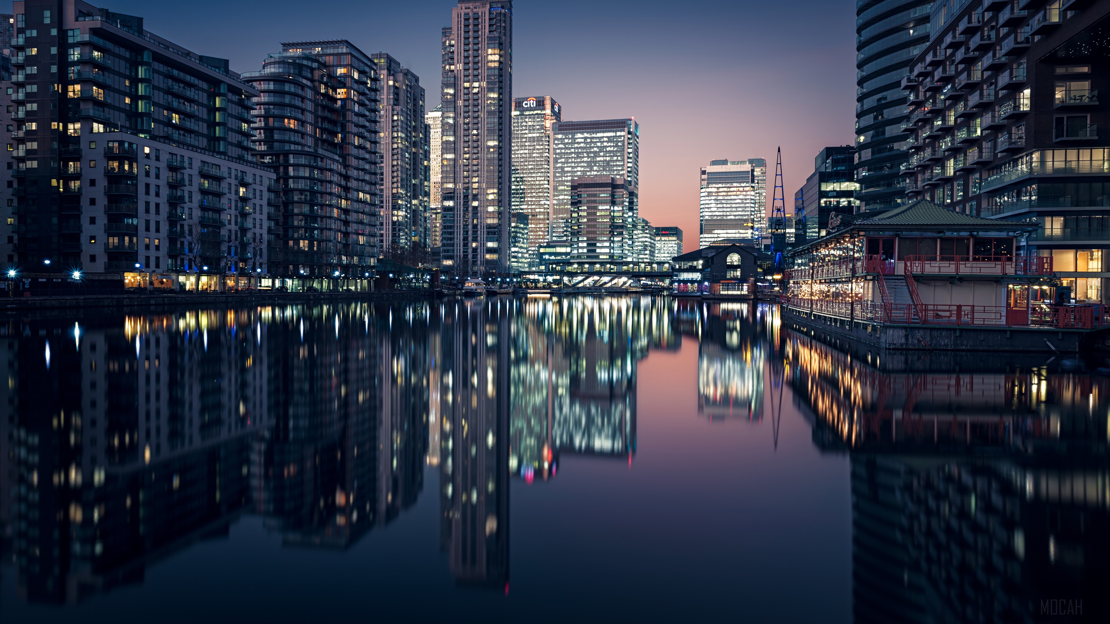 UK Cityscape at Dusk with Water Reflections 4K HD Wallpaper