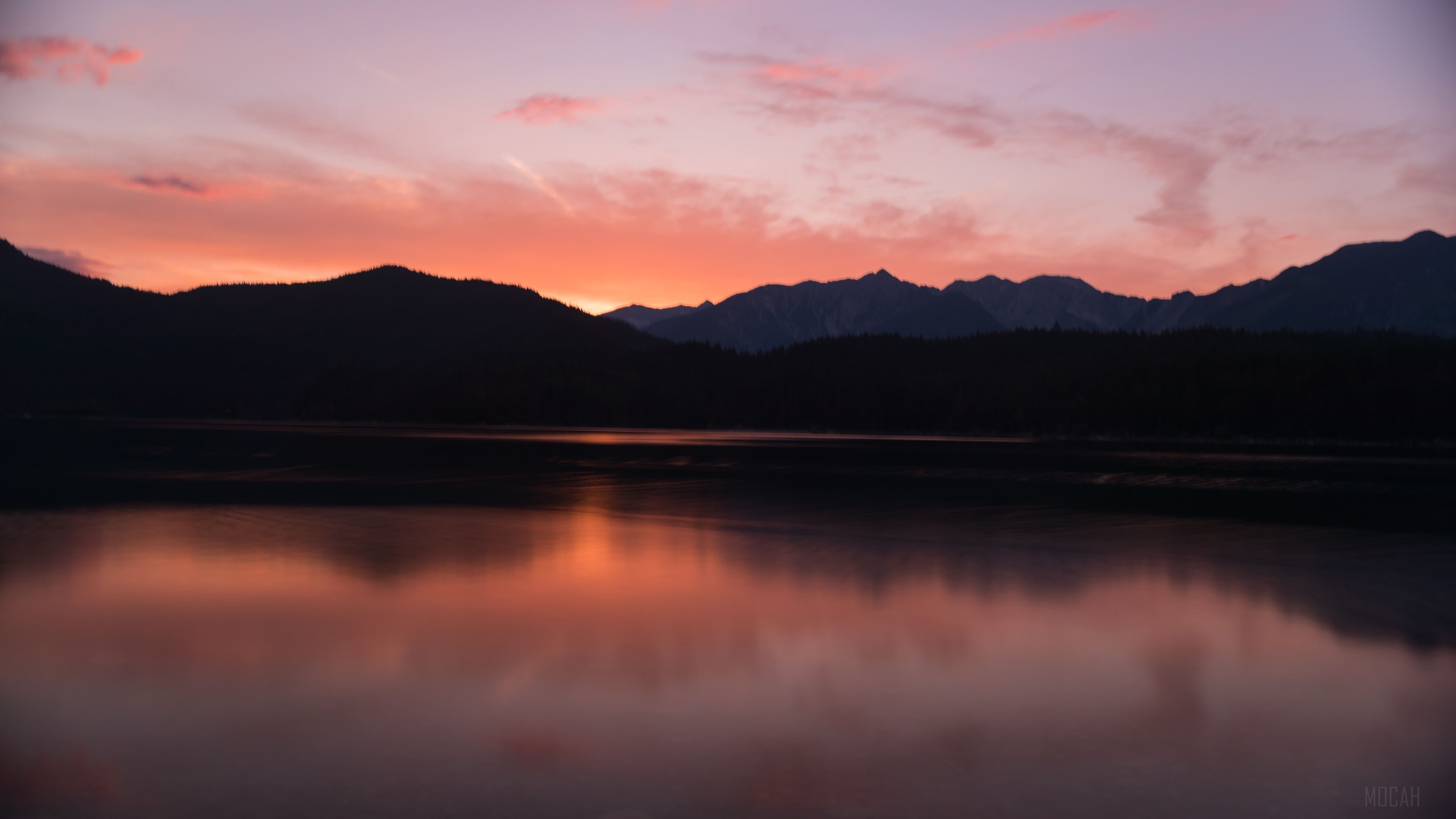 Mountain Lake Reflection at Sunset 4K HD Wallpaper