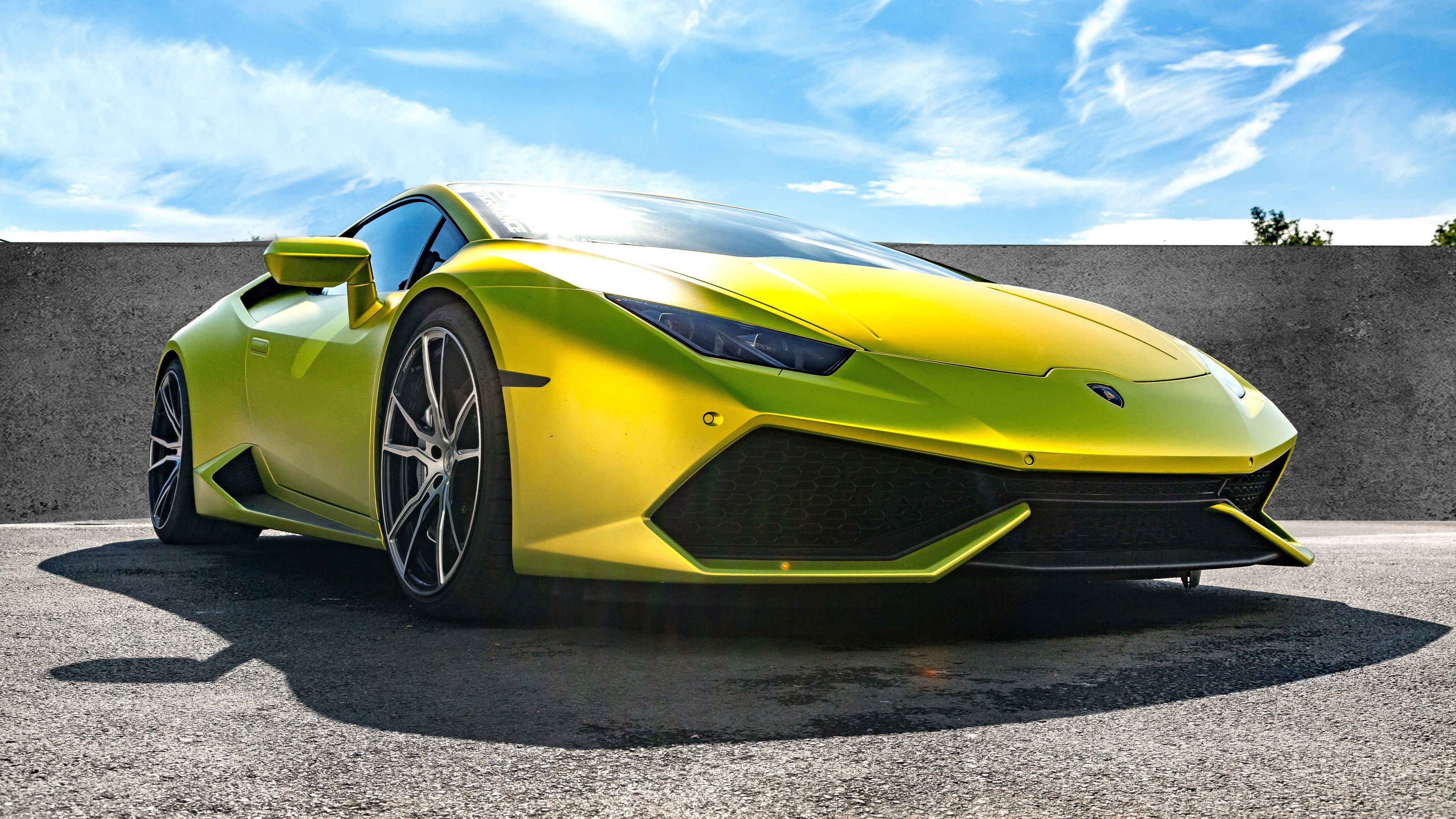 4K Lamborghini Huracan HD Wallpaper