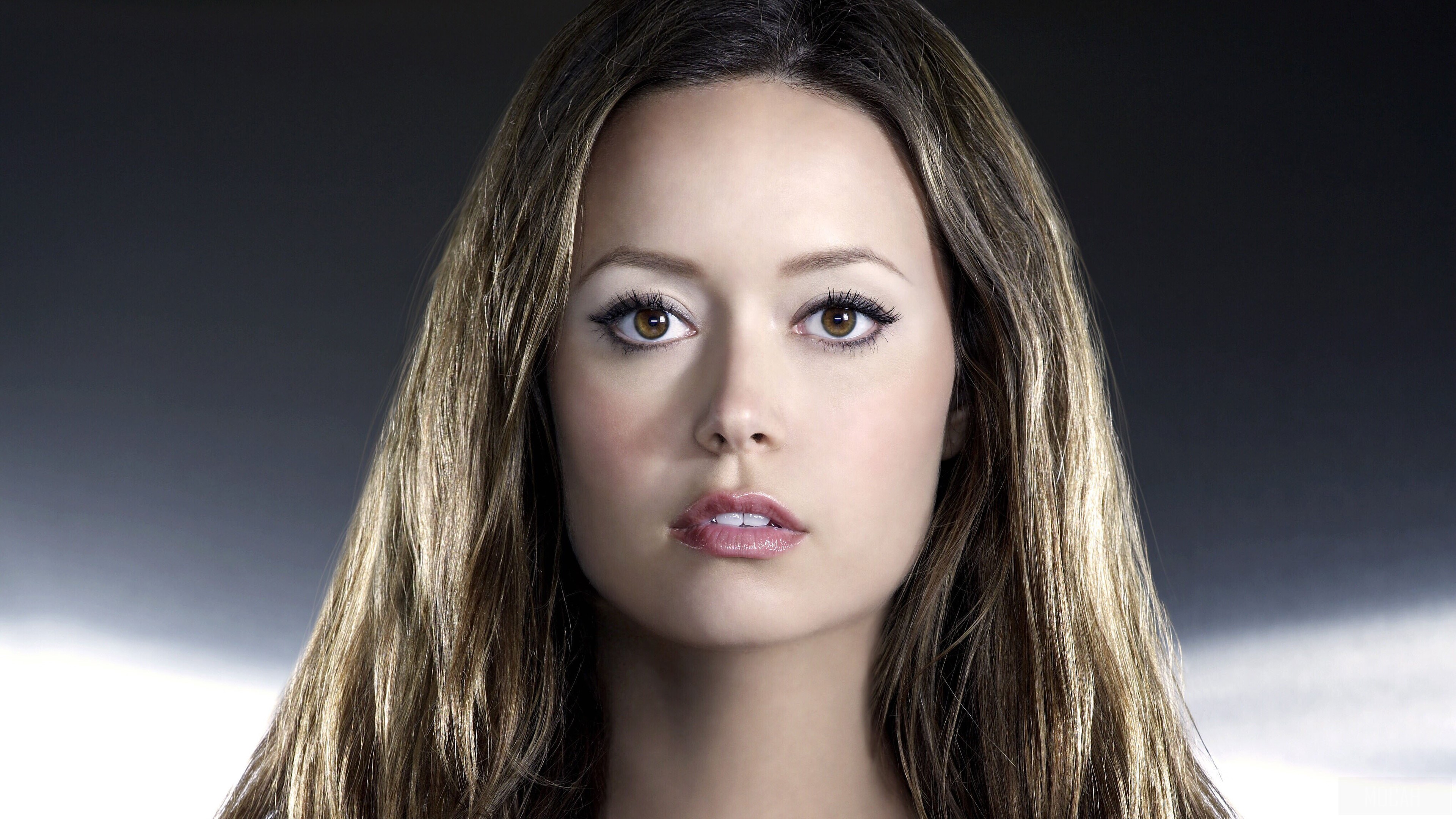 Summer Glau 4K HD Wallpaper
