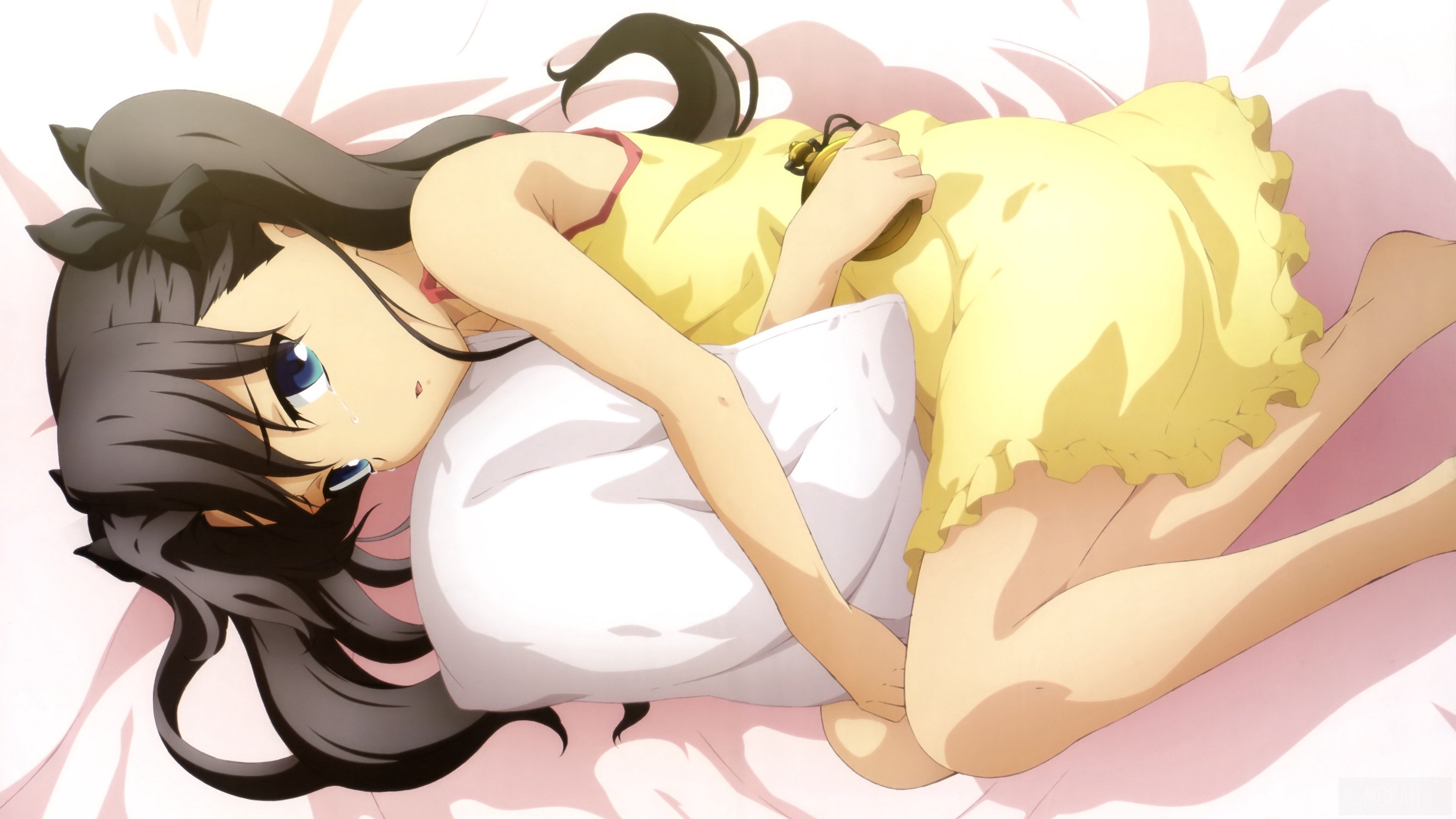 Rin Tohsaka from Fate/stay night on a bed HD Wallpaper