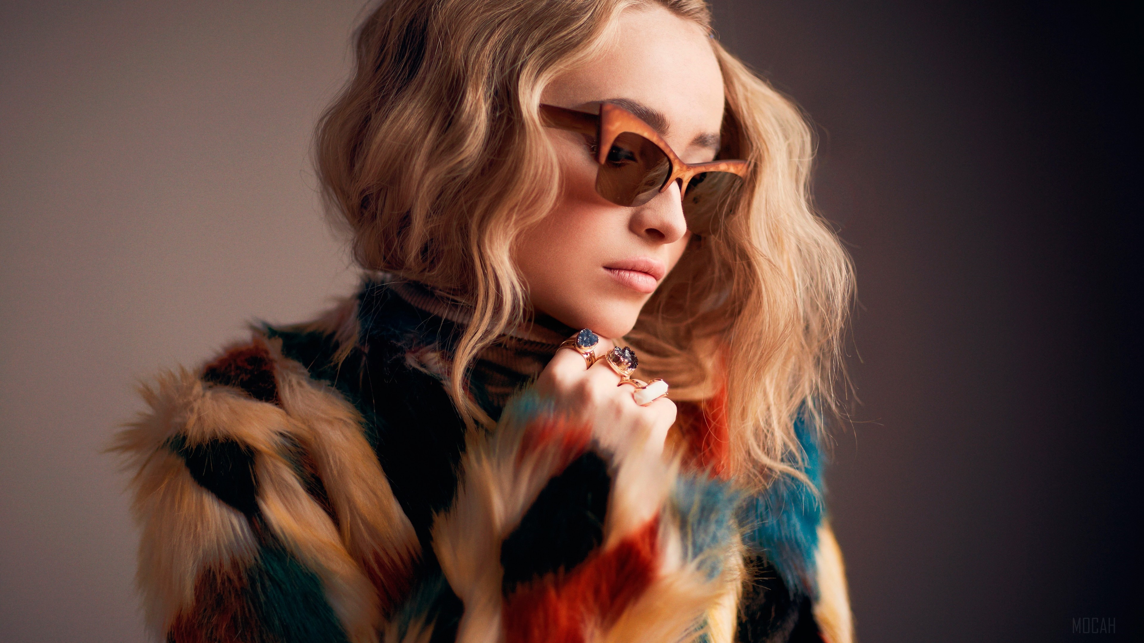 Sabrina Carpenter 4K HD Wallpaper