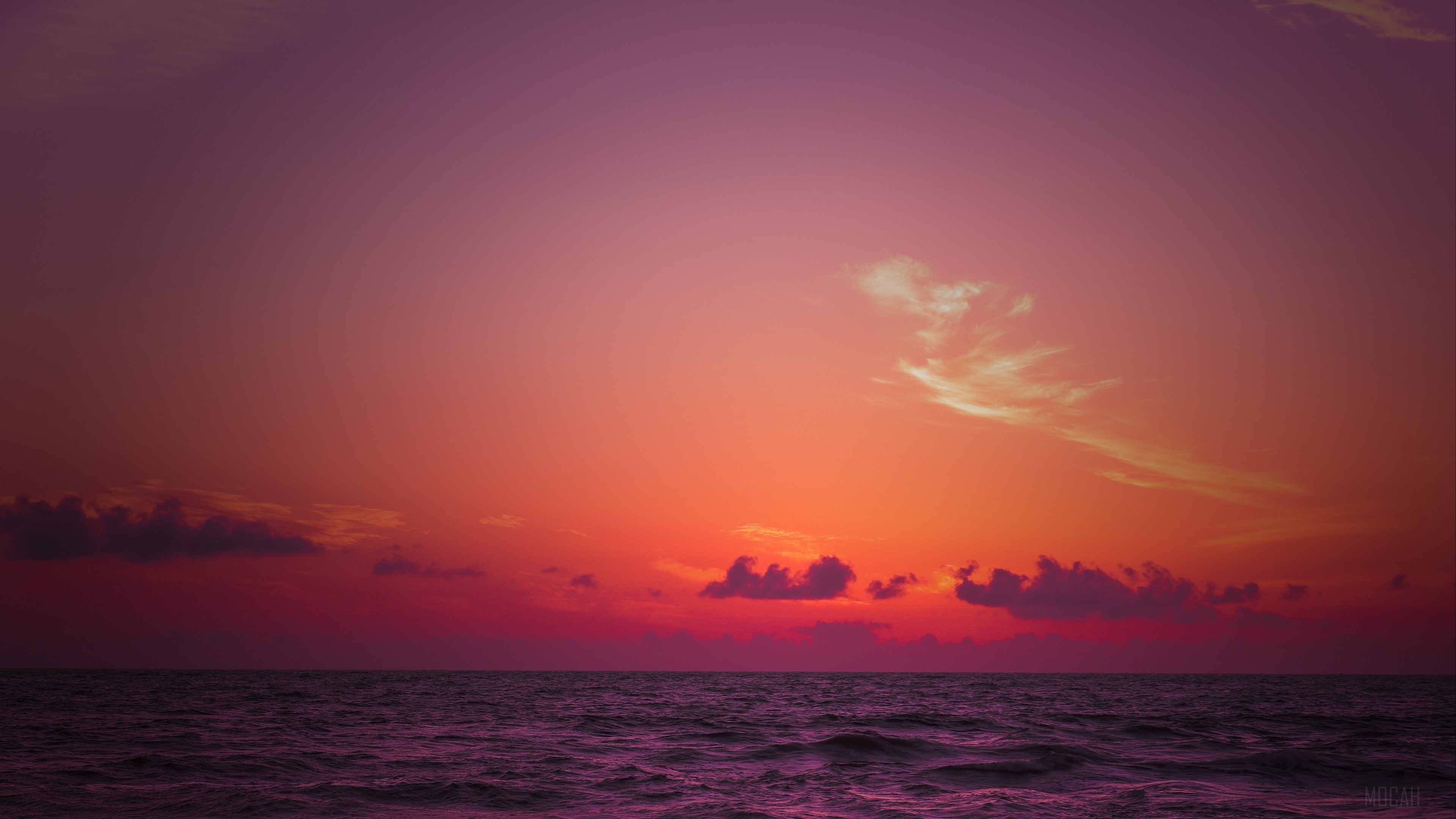 Sunset over the sea with waves 4K HD Wallpaper