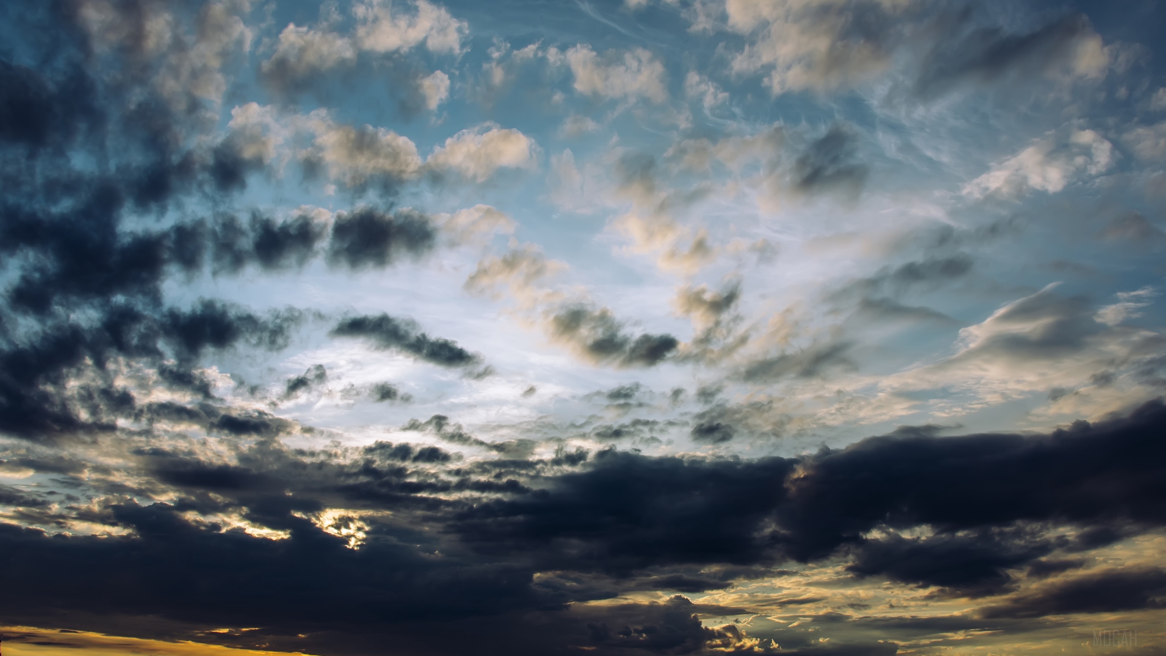 Sky with dramatic clouds at sunset 4K HD Wallpaper