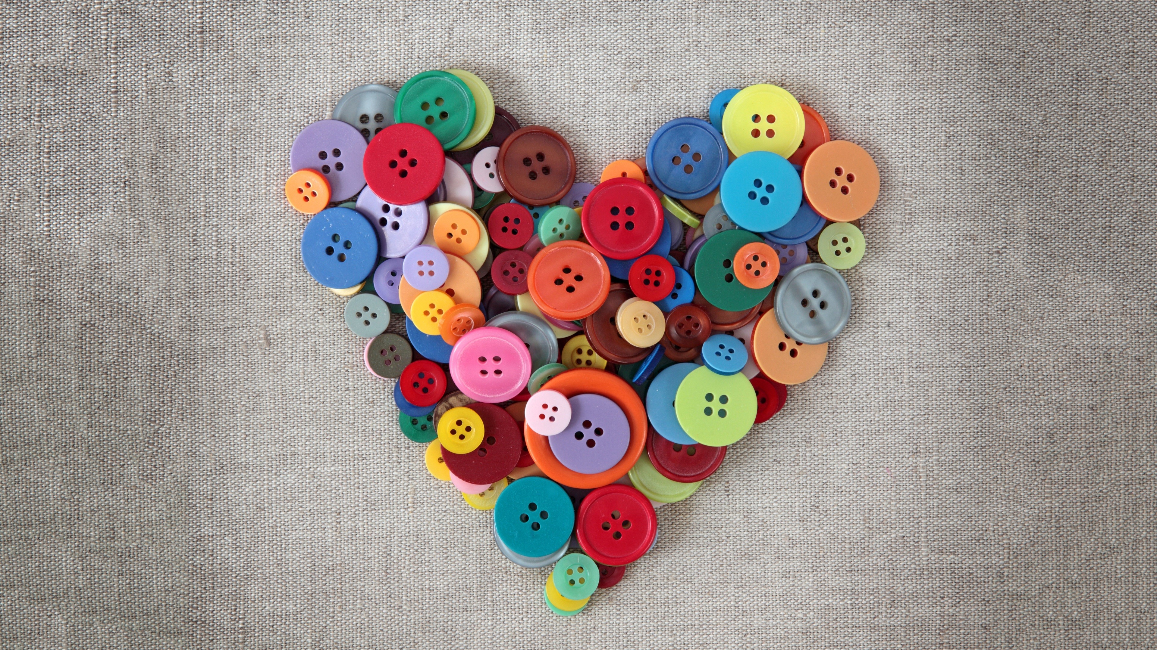 Heart shape made of colorful buttons HD Wallpaper