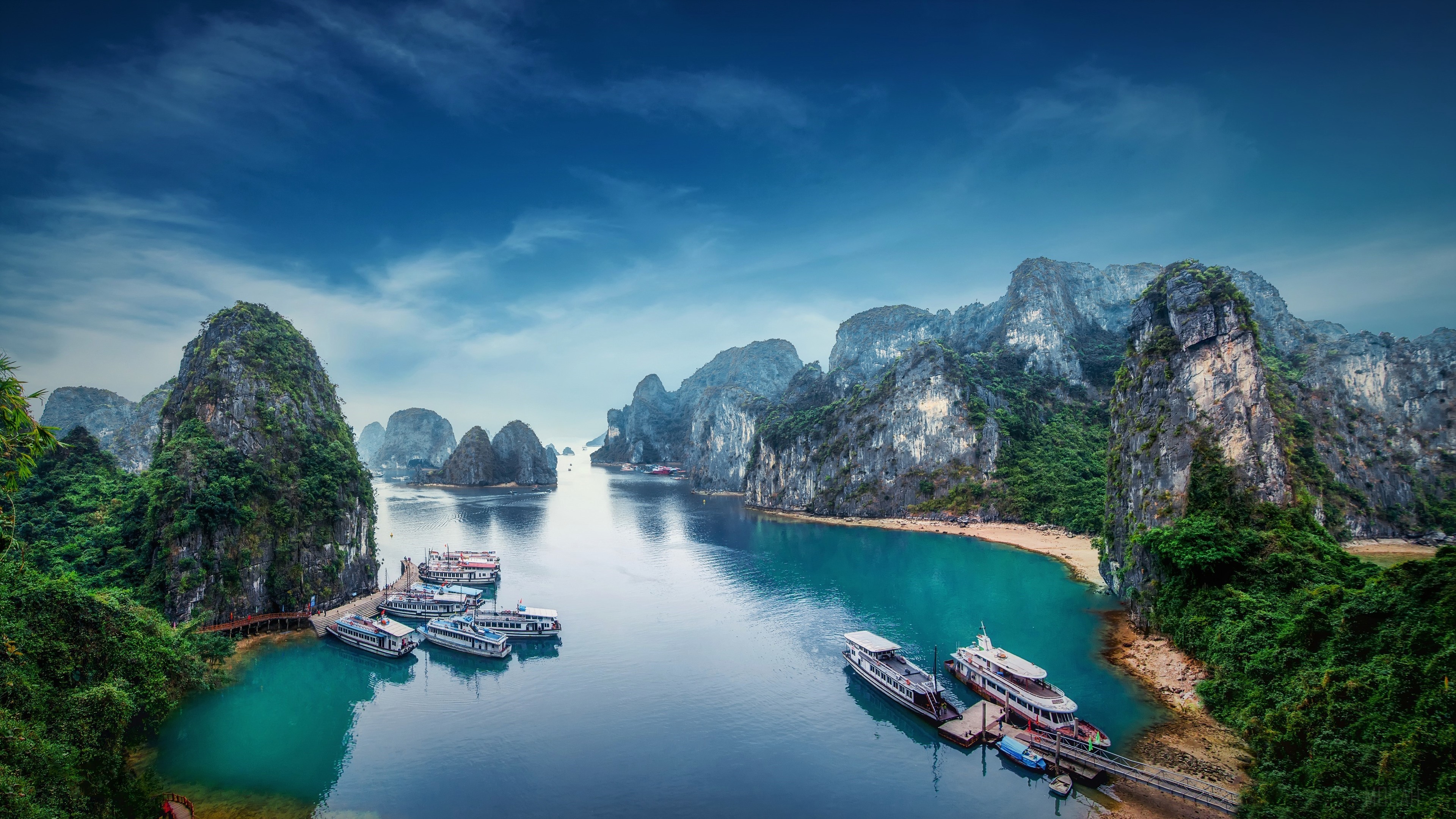 Ha Long Bay HD Wallpaper