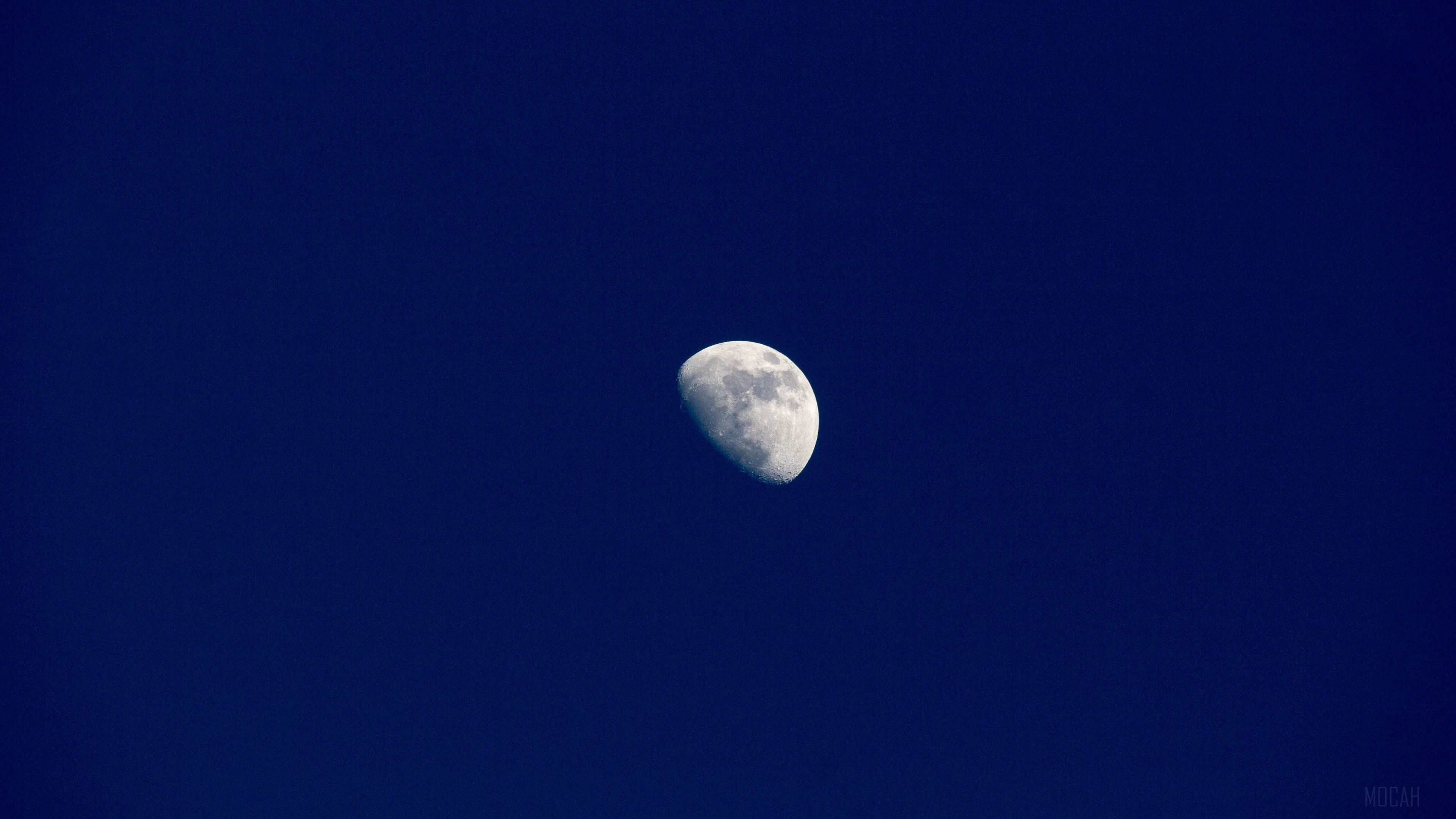Half Moon in Dark Blue Sky 4K HD Wallpaper